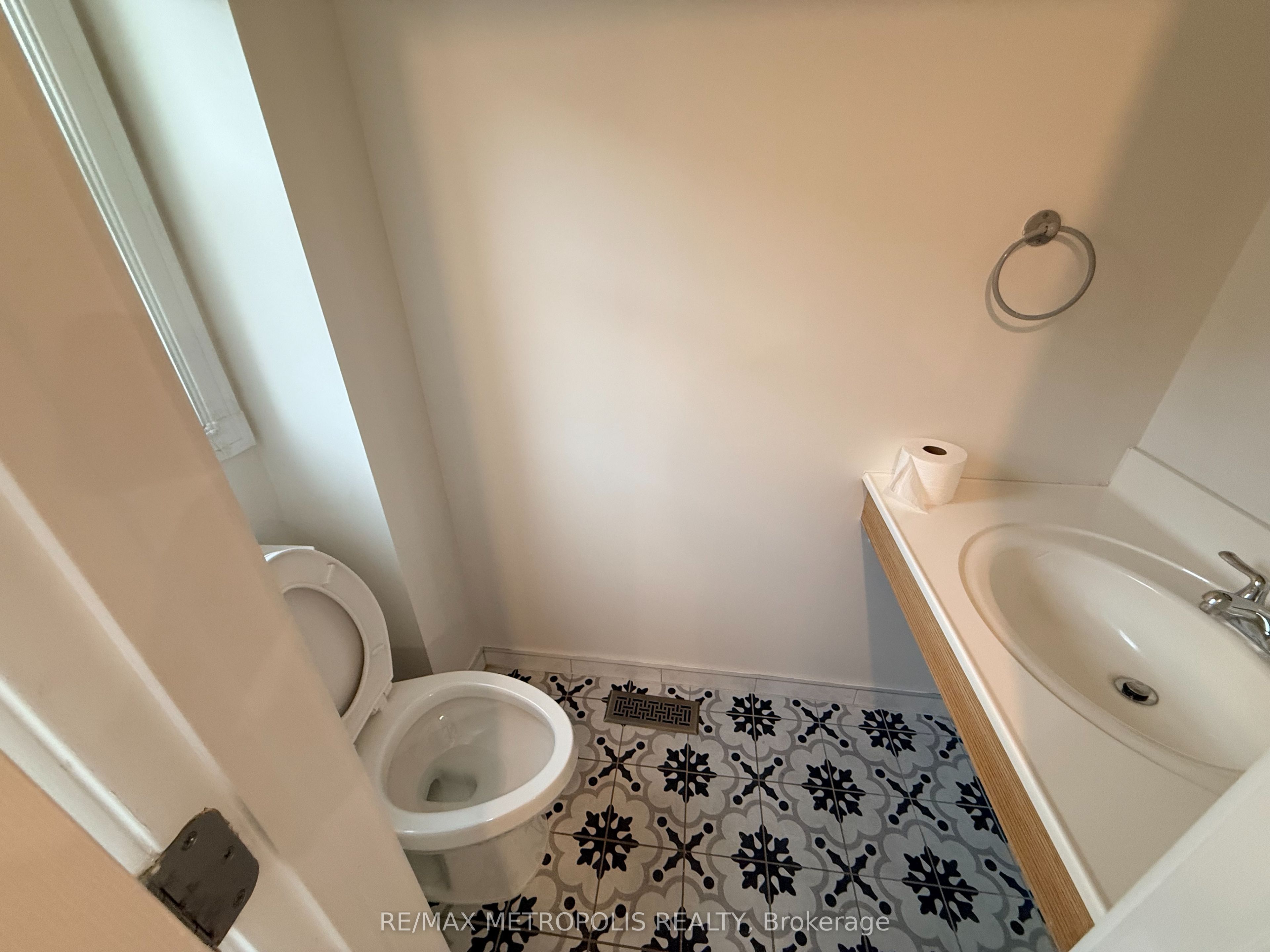 50 Silverbell Grove 26, Toronto, ON M1B 2L7 photo 4