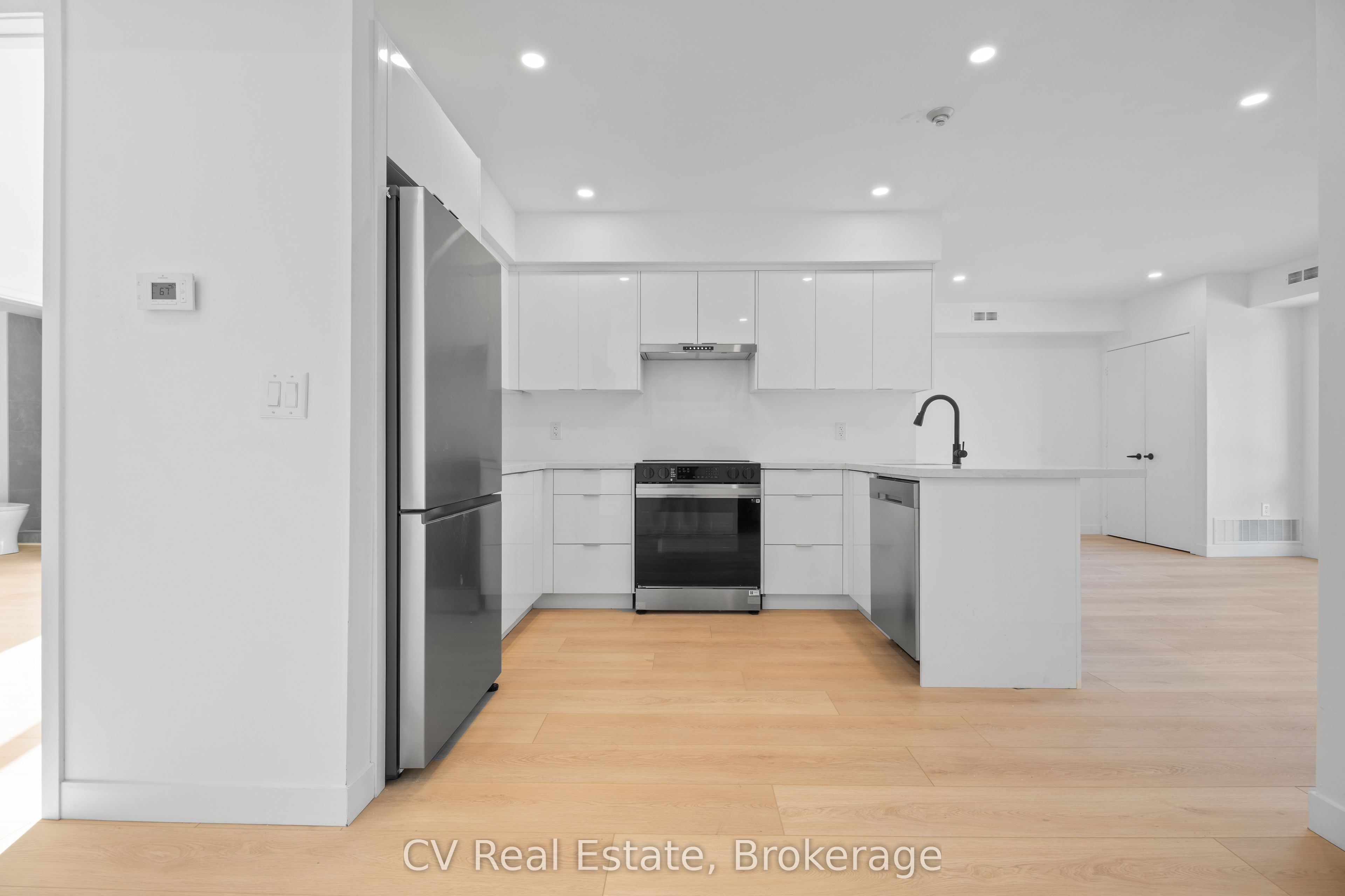 61 Orchard Park Drive 402, Toronto, ON M1E 0C8 photo 5
