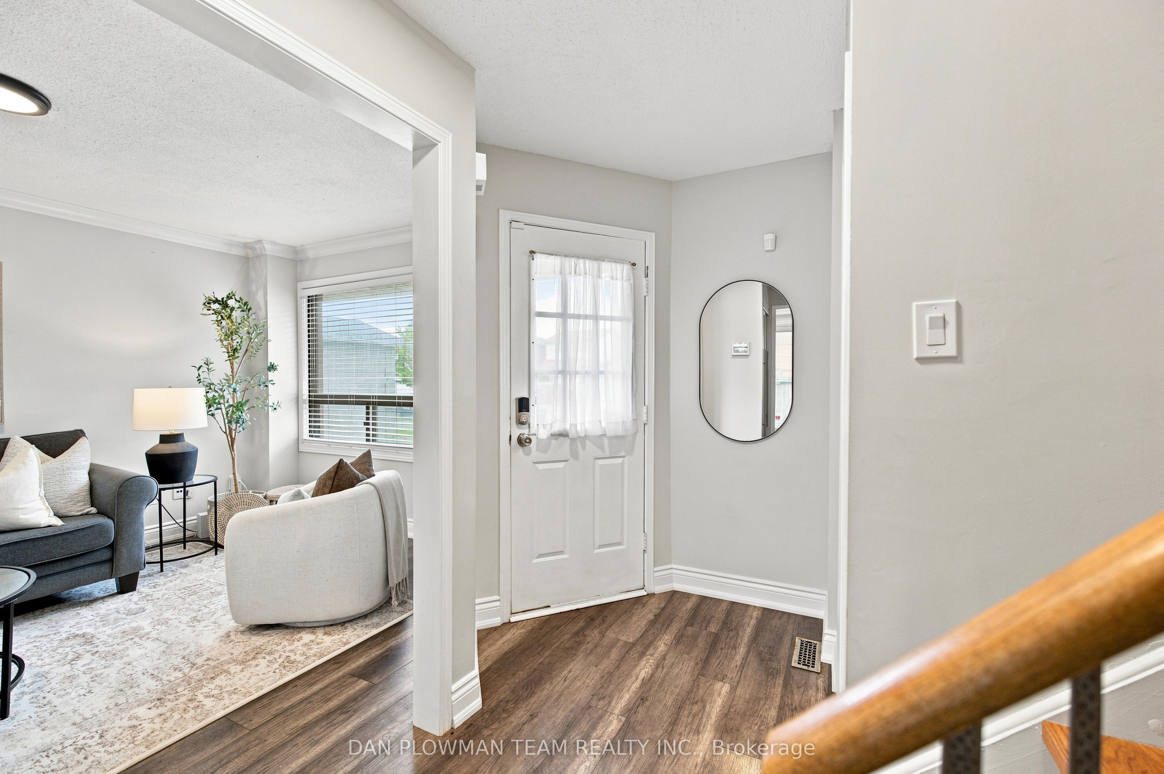 86 Barnes Drive, Ajax, ON L1S 5E5 photo 4