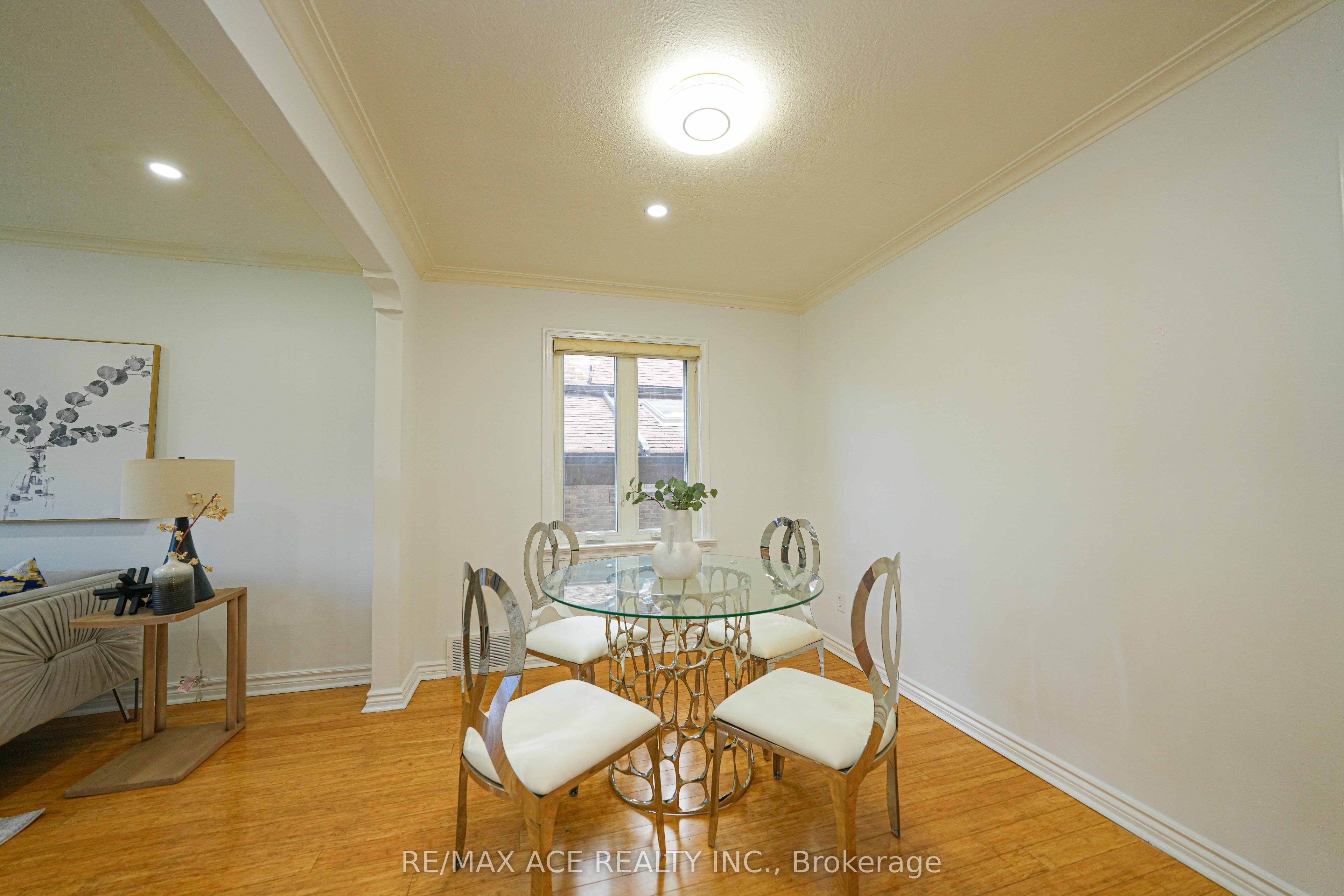 59 Lilian Drive, Toronto, ON M1R 3W4 photo 5