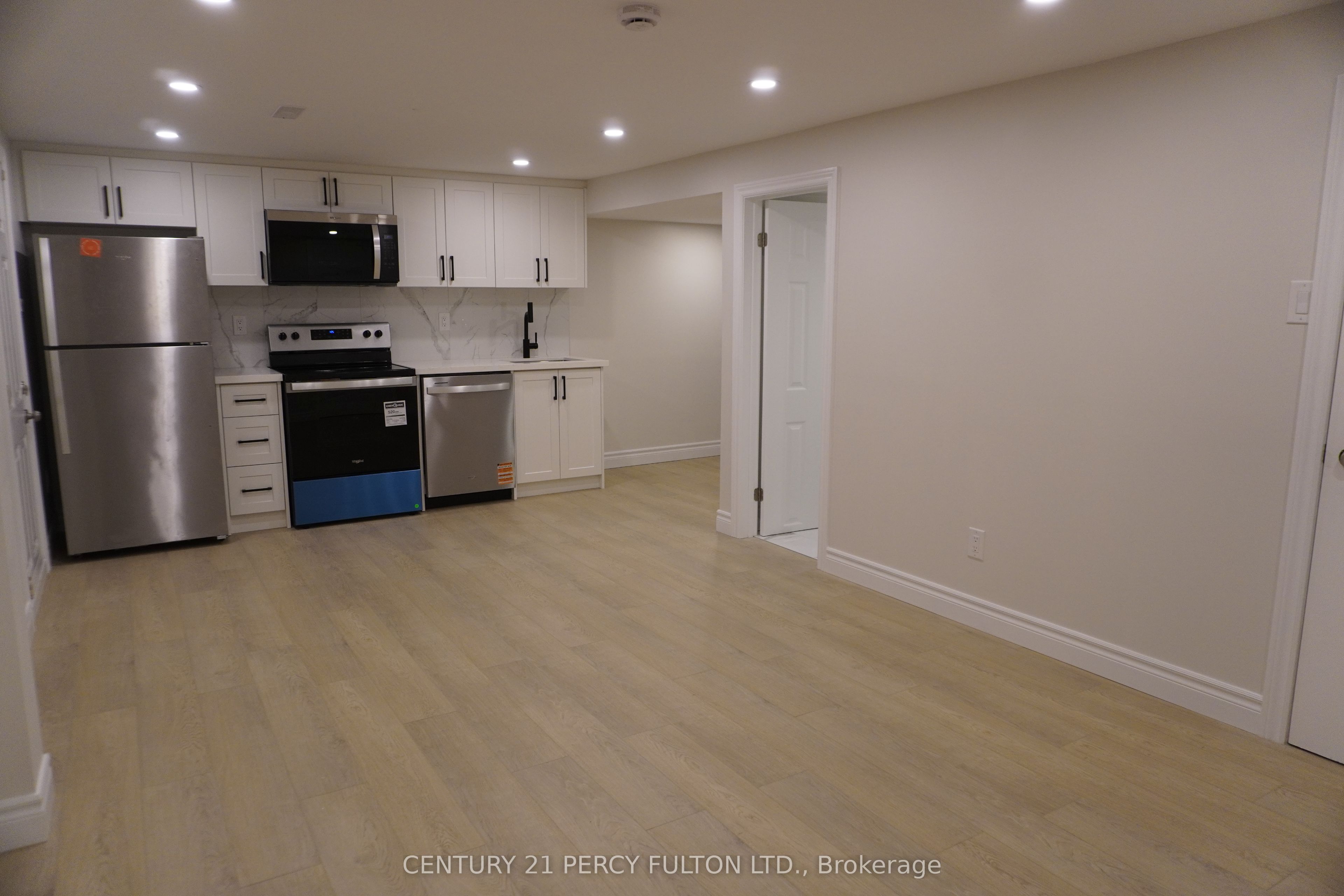 2 Pitfield Road Bsmt, Toronto, ON M1S 1X7 photo 5