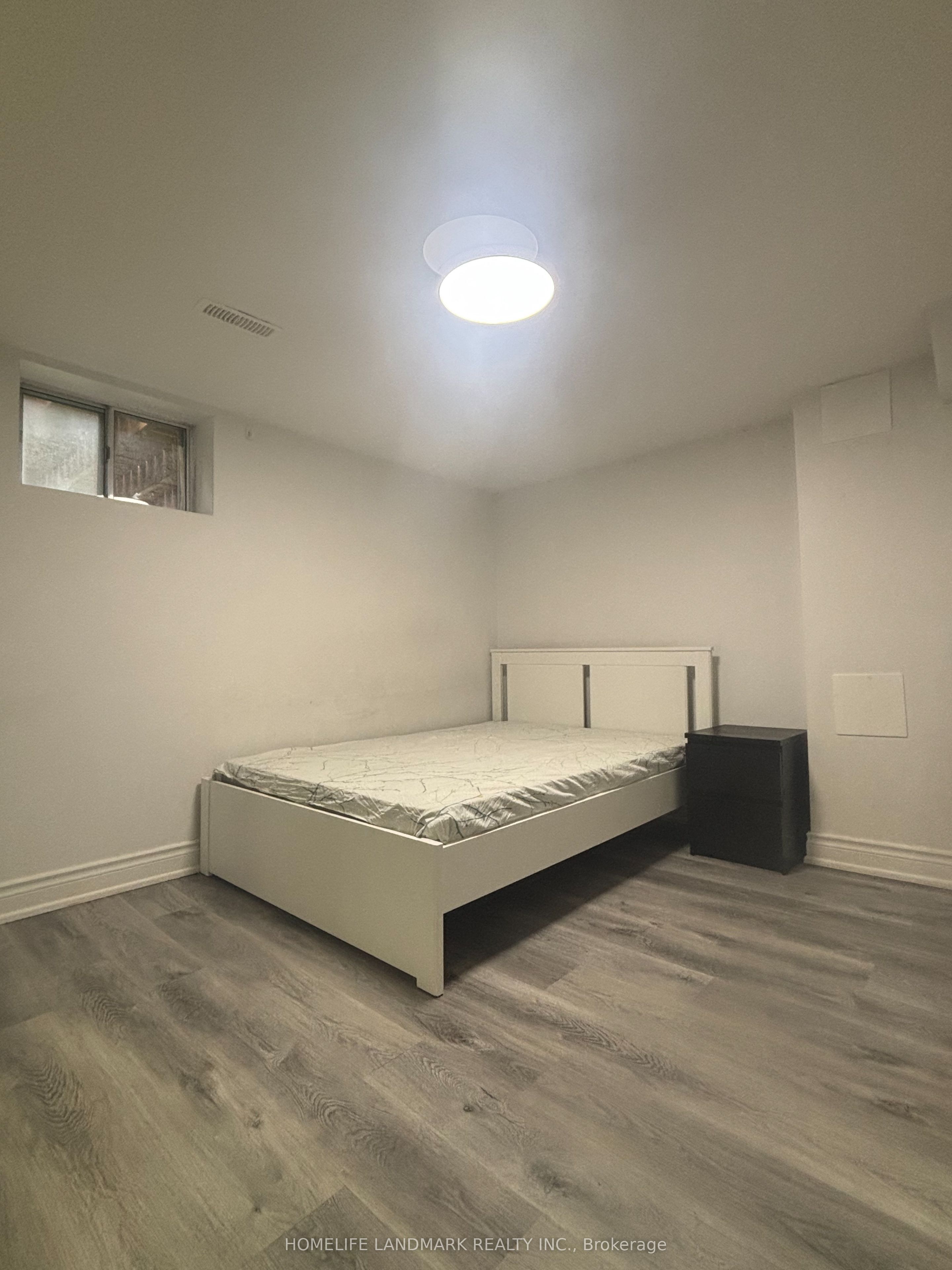45 Southlawn Drive, Toronto, ON M1S 1H9 photo 5