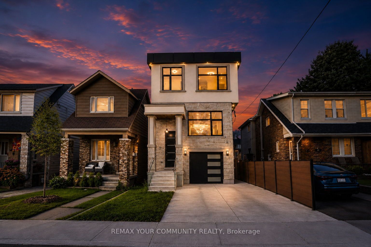 49 Wayland Avenue, Toronto, ON M4E 3C8