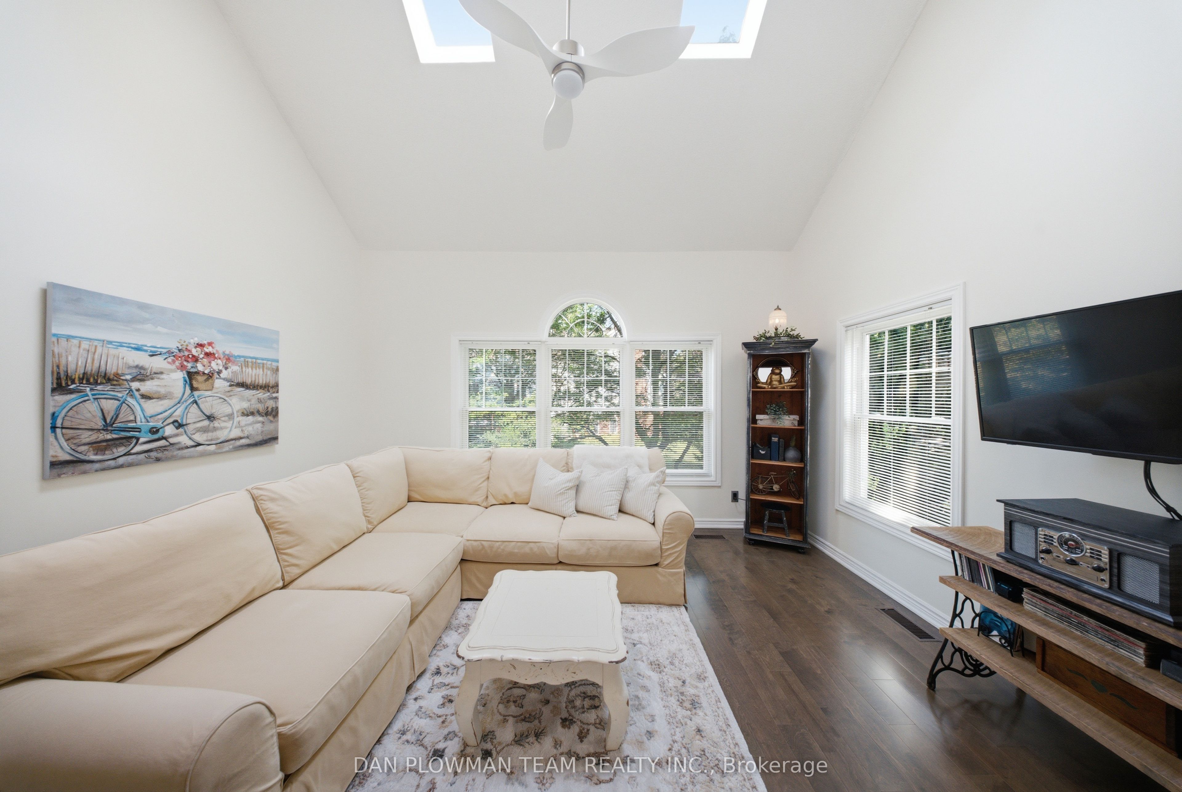 1661 Nash Road H-14, Clarington, ON L1E 1S8