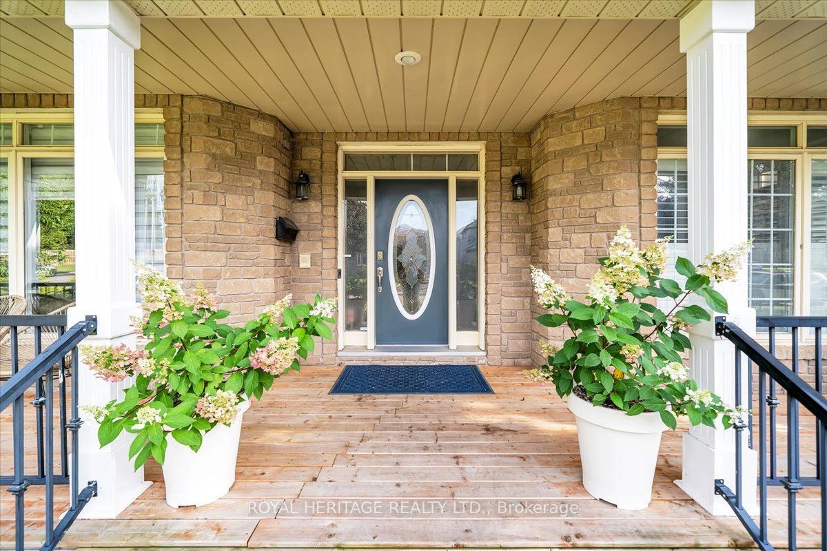 828 Wildflower Court, Oshawa, ON L1G 7Z4 photo 4