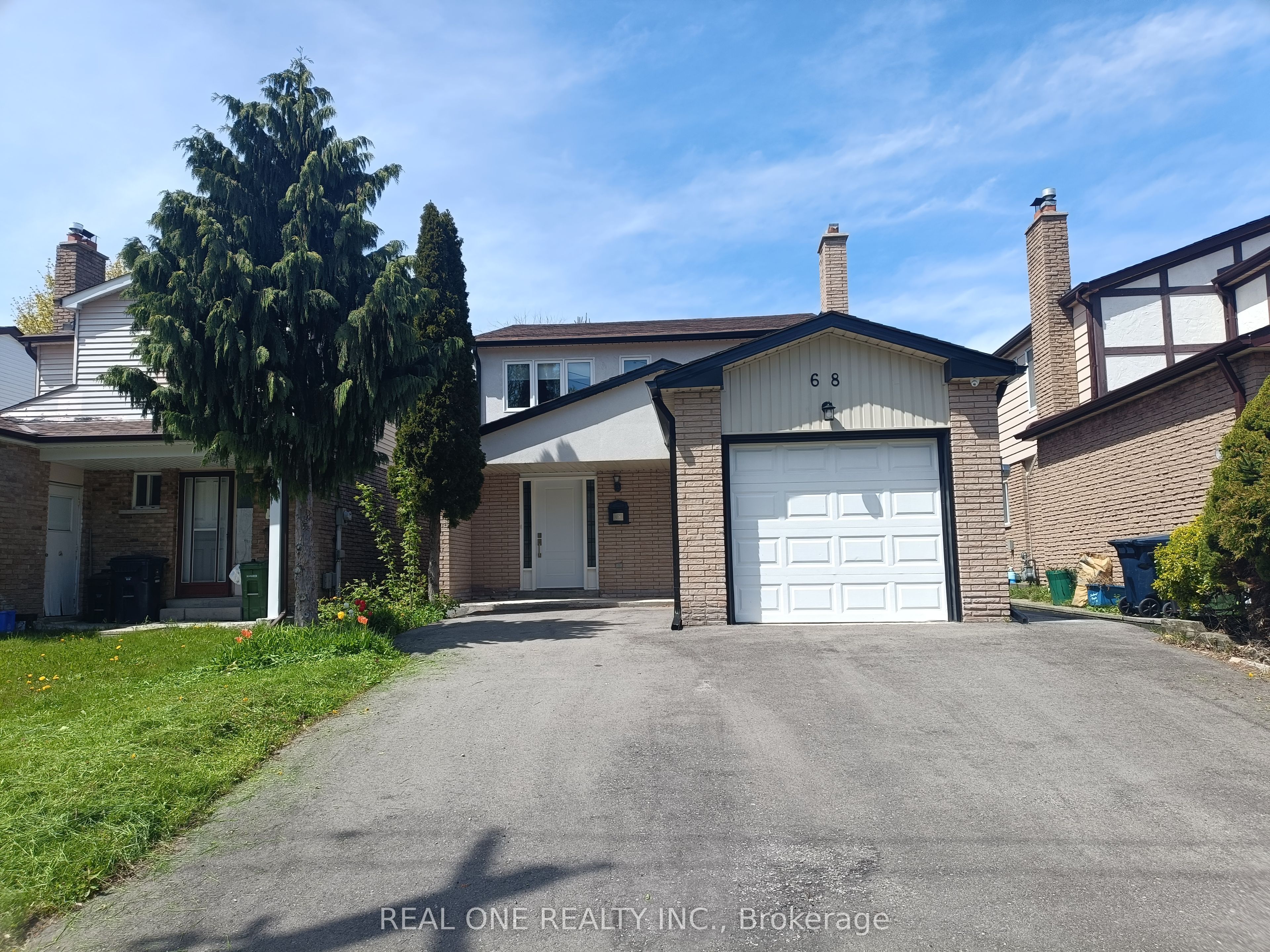 68 Grace Street Main, Toronto, ON M1J 3K9