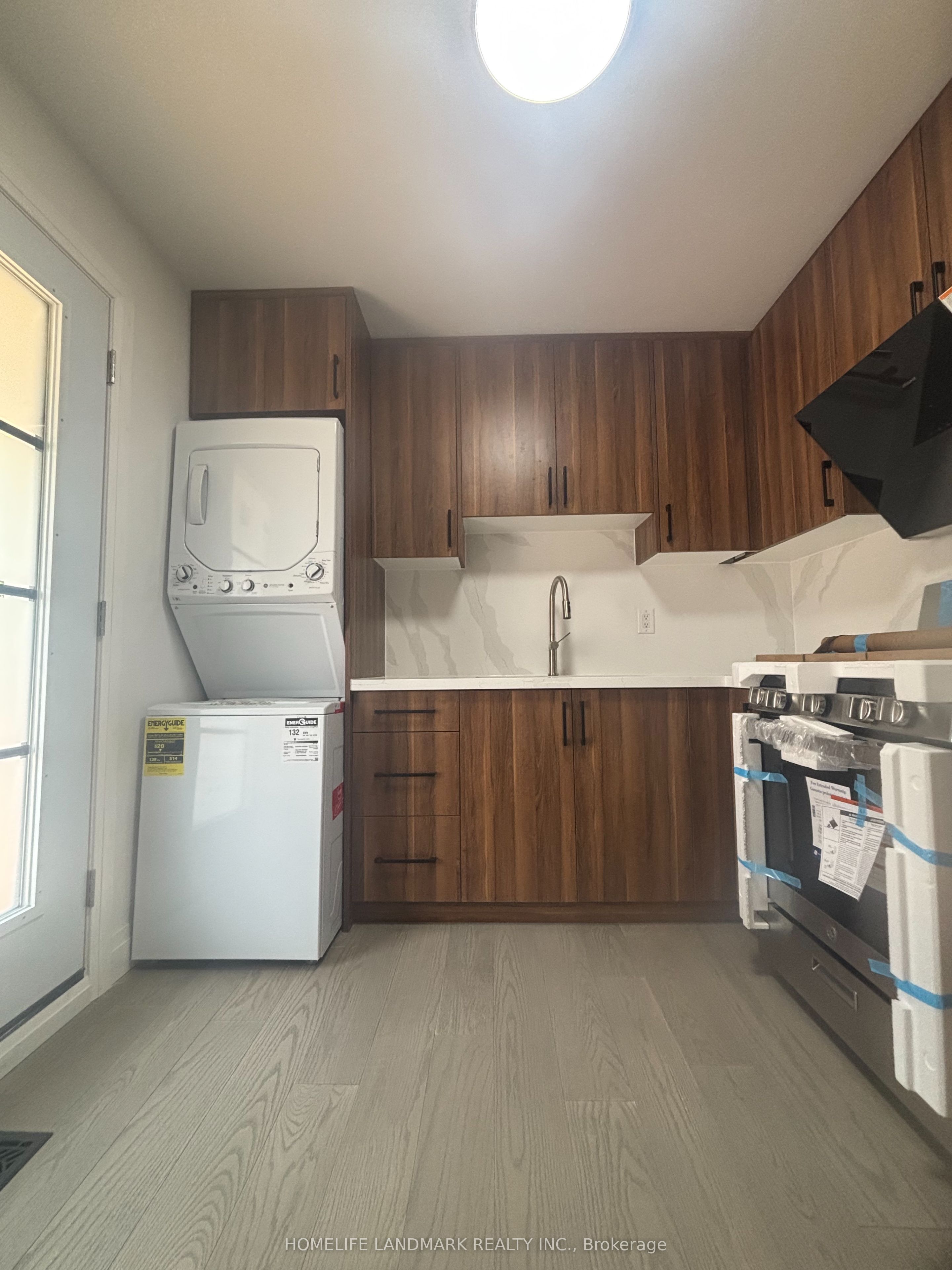 45 Southlawn Drive Basement, Toronto, ON M1S 1H9 photo 4
