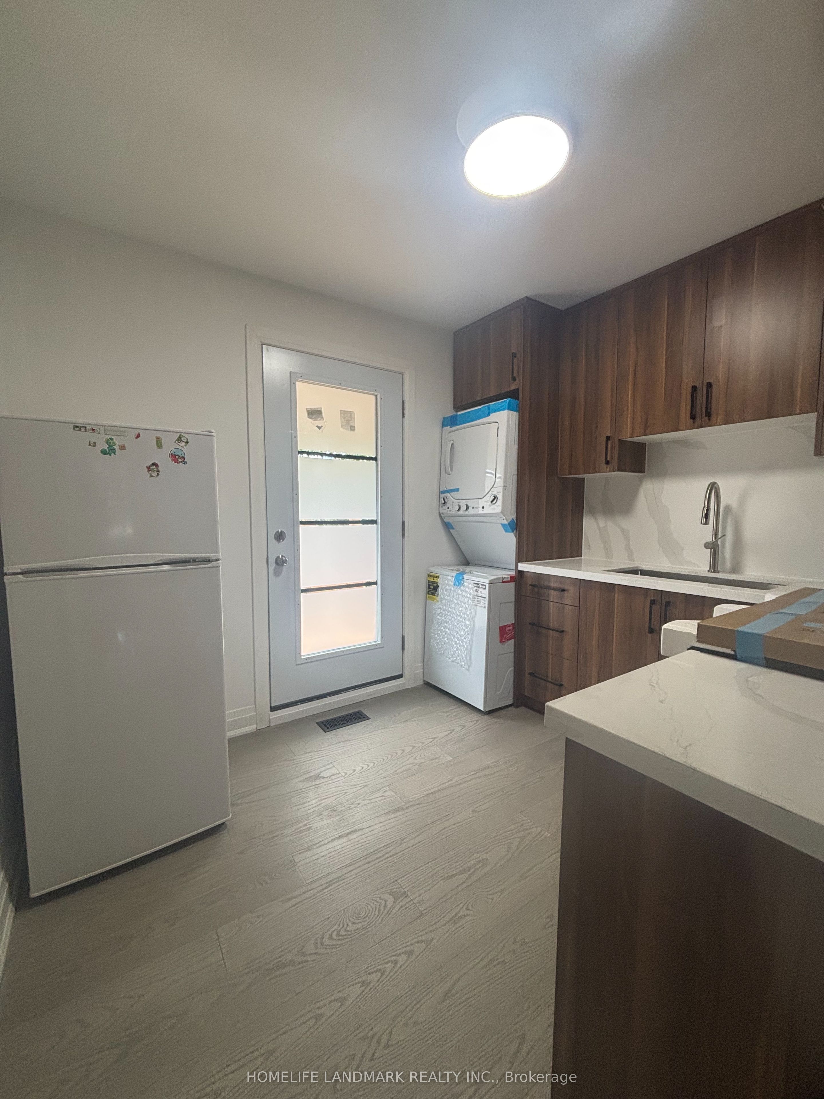 45 Southlawn Drive Basement, Toronto, ON M1S 1H9 photo 5