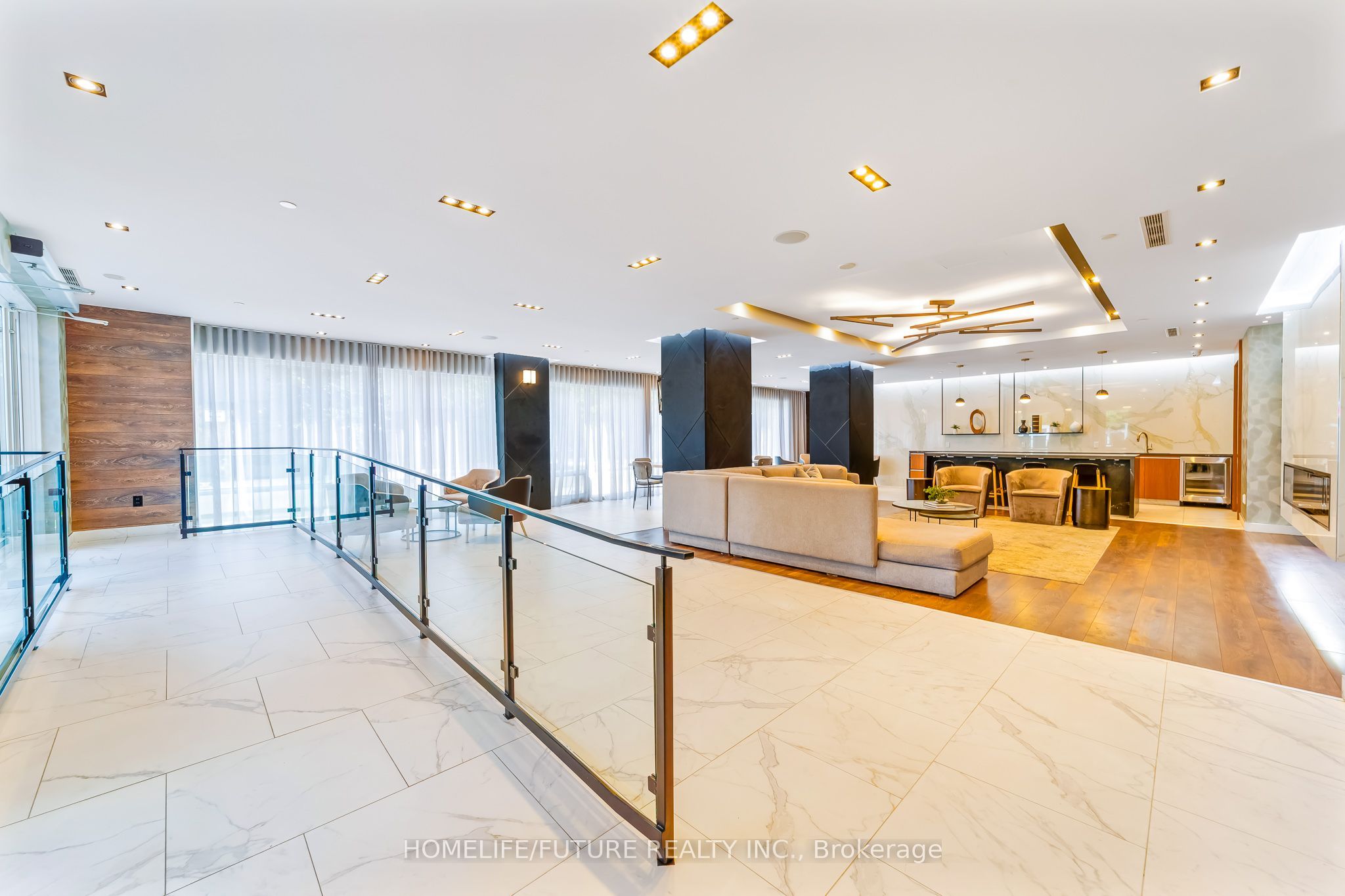 275 Village Green Square 2815, Toronto, ON M1S 0L8 photo 4