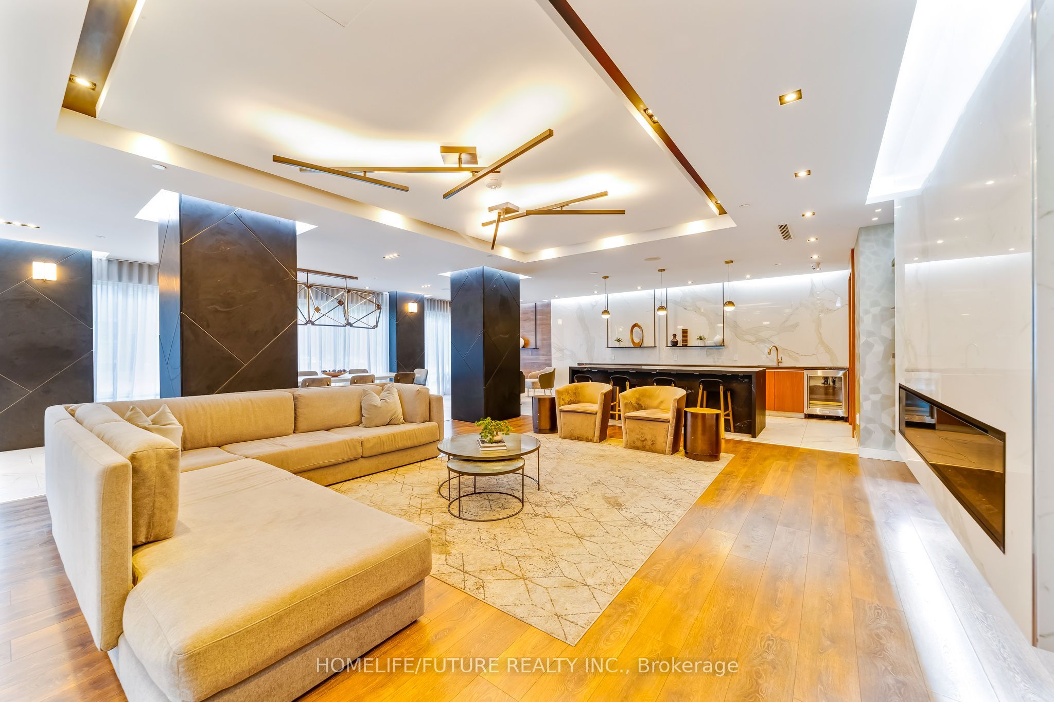 275 Village Green Square 2815, Toronto, ON M1S 0L8 photo 5