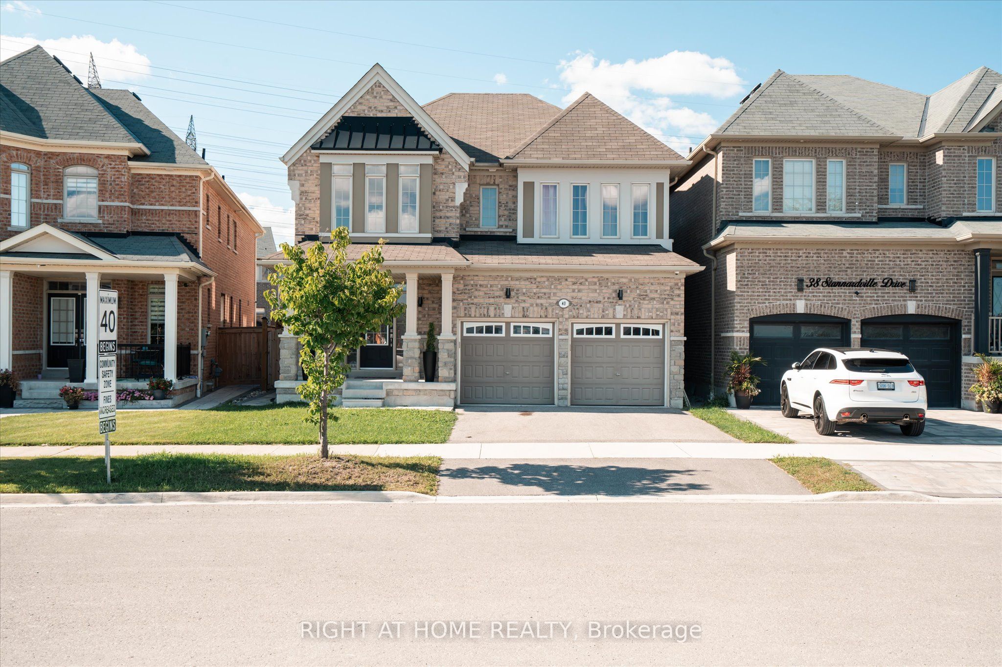 40 Stannardville Drive, Ajax, ON L1T 0N9