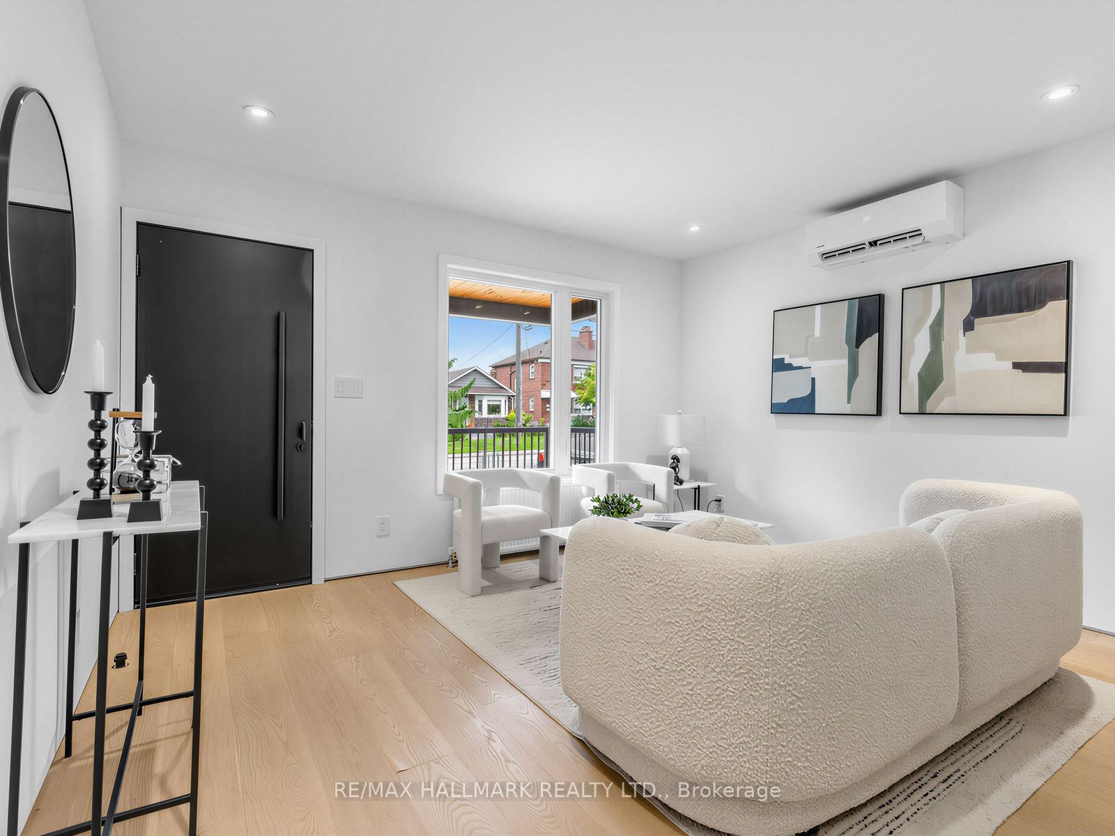 227 Donlands Avenue, Toronto, ON M4J 3P9 photo 4