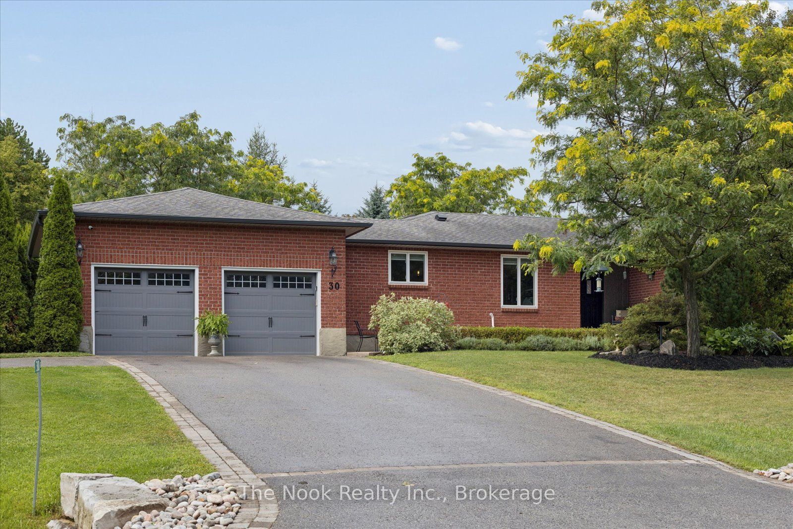 30 Potters Lane, Clarington, ON L0B 1J0 photo 2