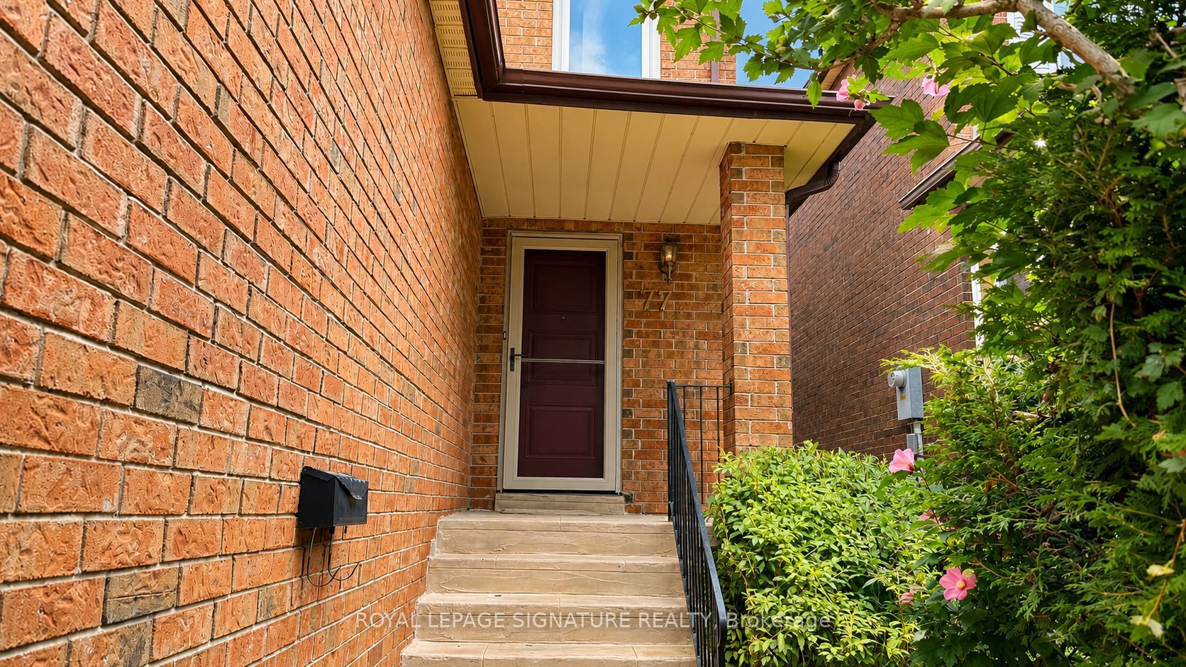 77 Brimstone Crescent, Toronto, ON M1V 3C8 photo 2