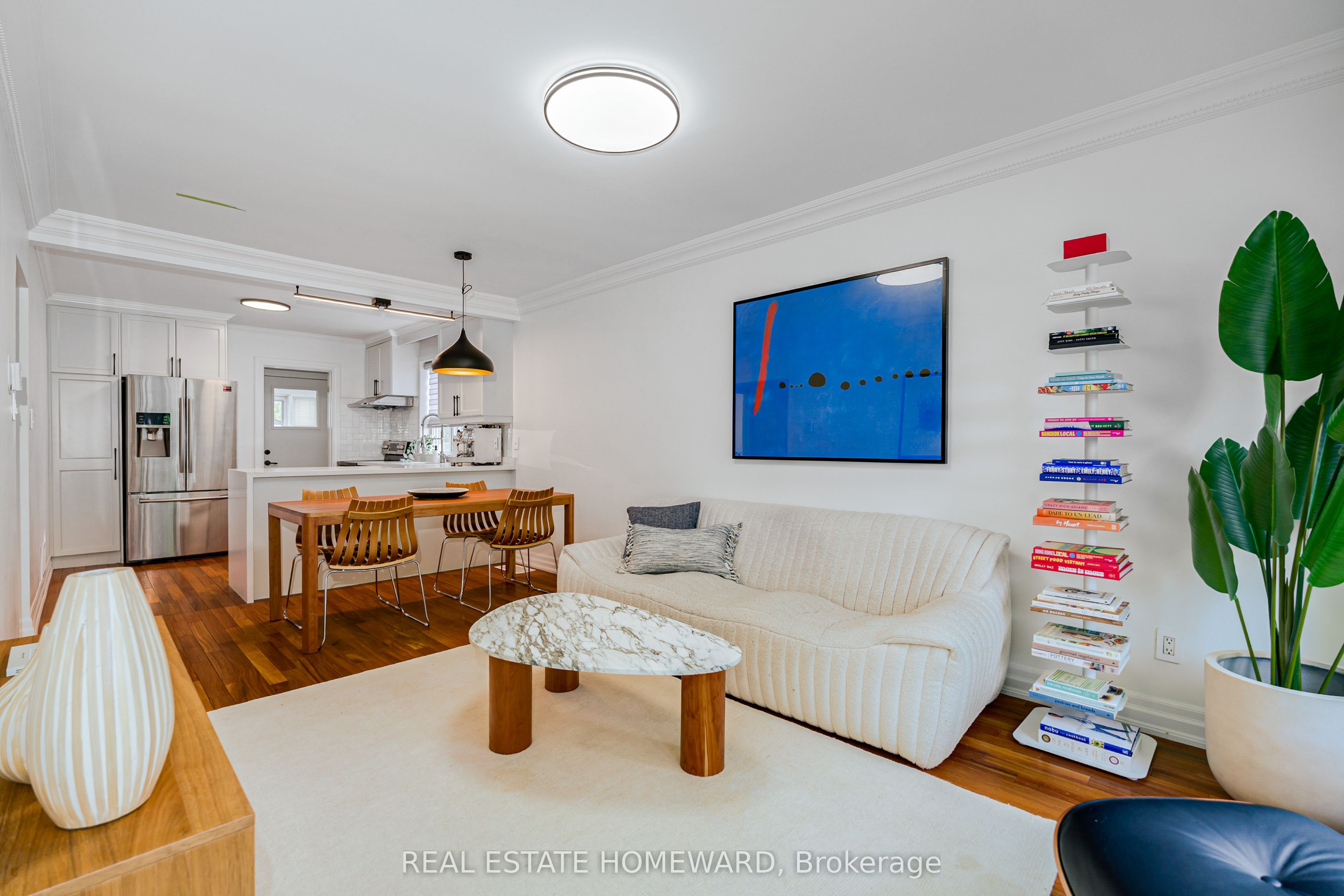 35 Memorial Park Avenue, Toronto, ON M4J 2J7 photo 3