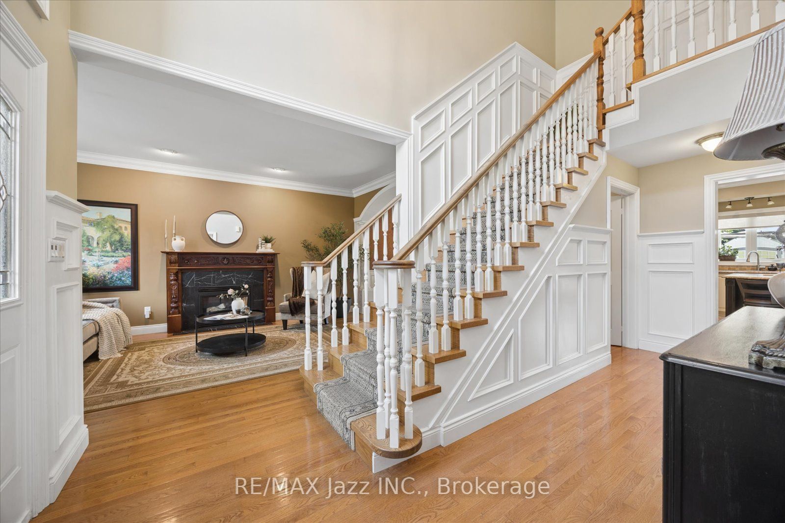 140 Taylorwood Court, Oshawa, ON L1G 7V7 photo 3