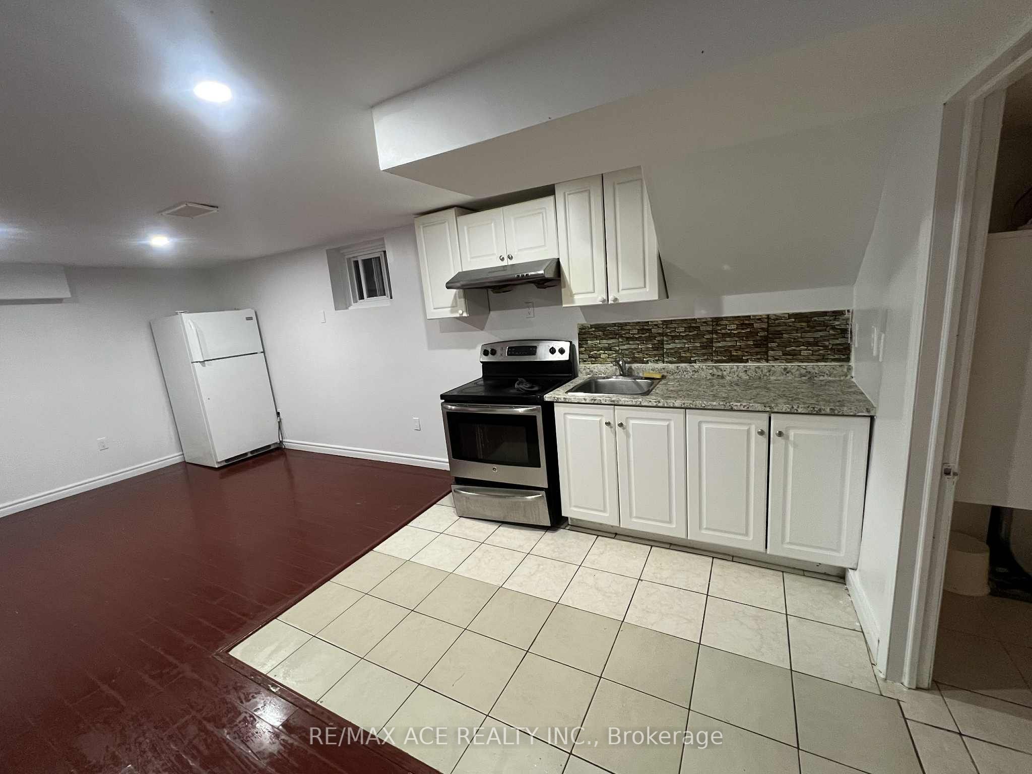 137 Janray Drive Bsmt, Toronto, ON M1G 1Y8 photo 4