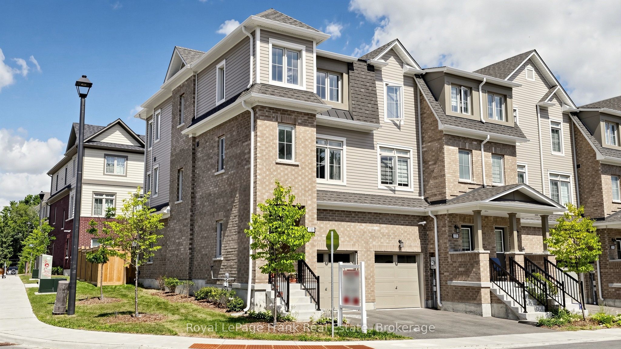 139 Senay Circle, Clarington, ON L1E 0G9 photo 2