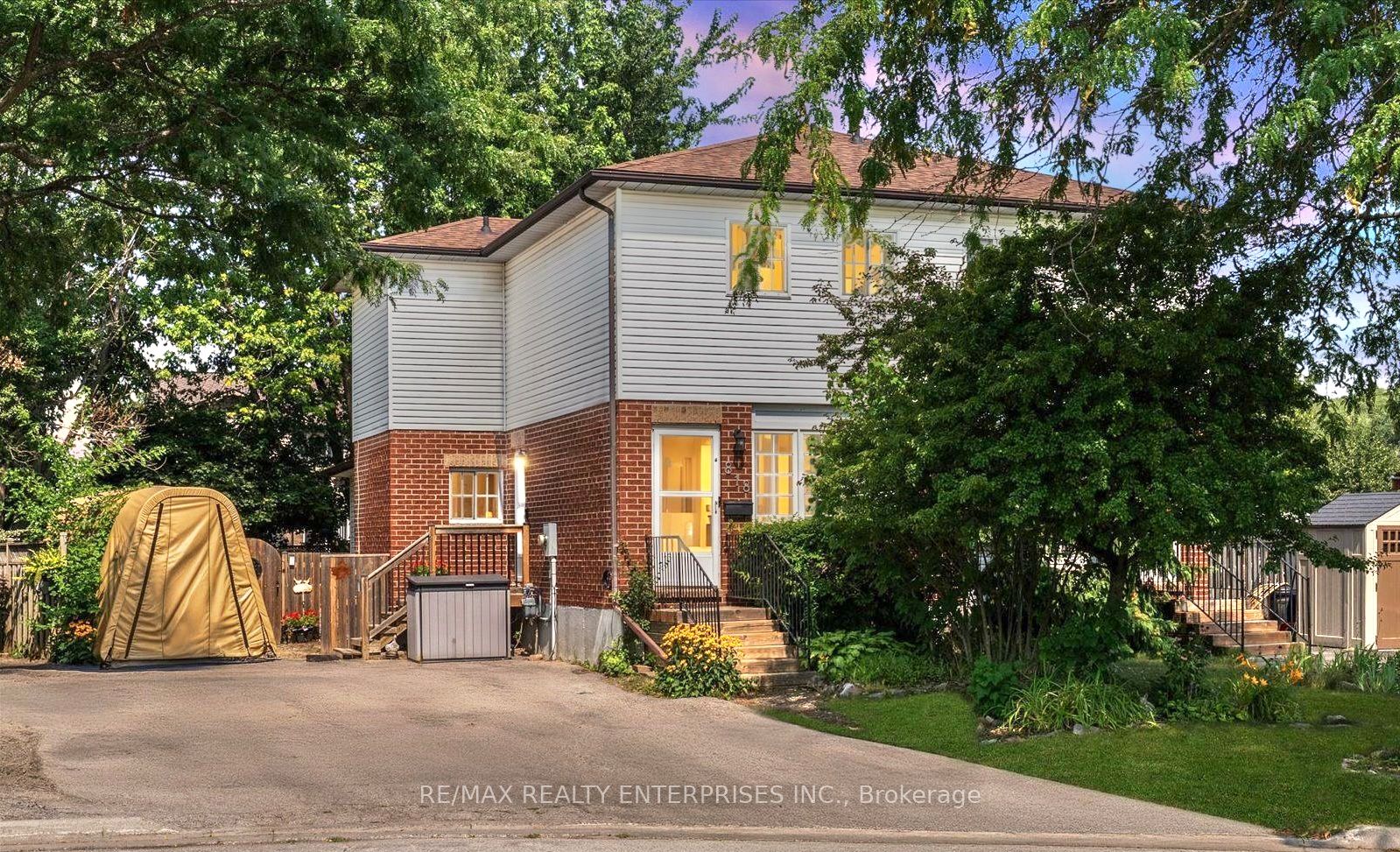 818 Buttonbush Court Lower, Oshawa, ON L1K 2H9
