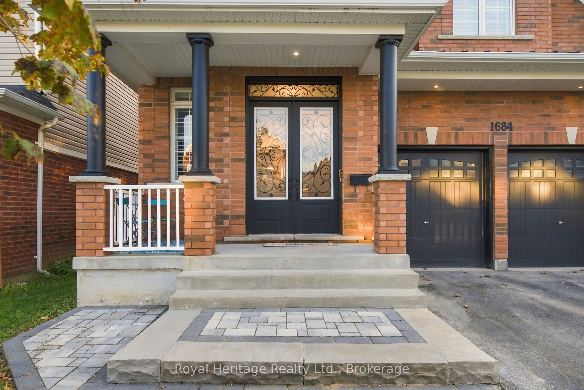 1684 WILLIAM LOTT Drive, Oshawa, ON L1K 0X4 photo 2