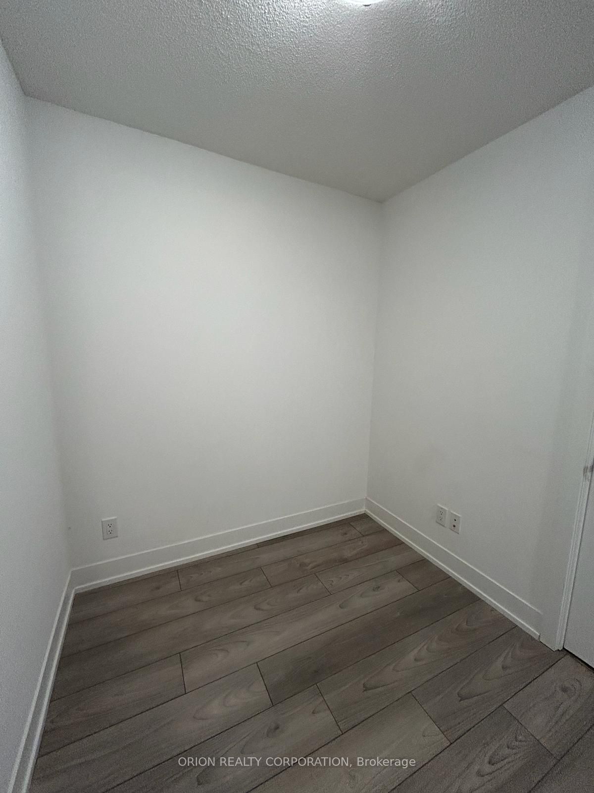1255 Bayly Street 1006, Pickering, ON L1V 0B6 photo 5