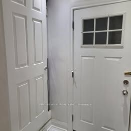 1304 Kingston Road, Toronto, ON M1N 1P5 photo 2