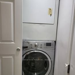 1304 Kingston Road, Toronto, ON M1N 1P5 photo 3