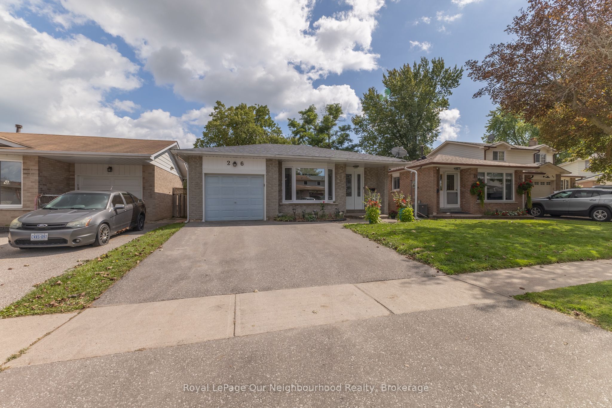 26 Ashdale Crescent, Clarington, ON L1C 3M9