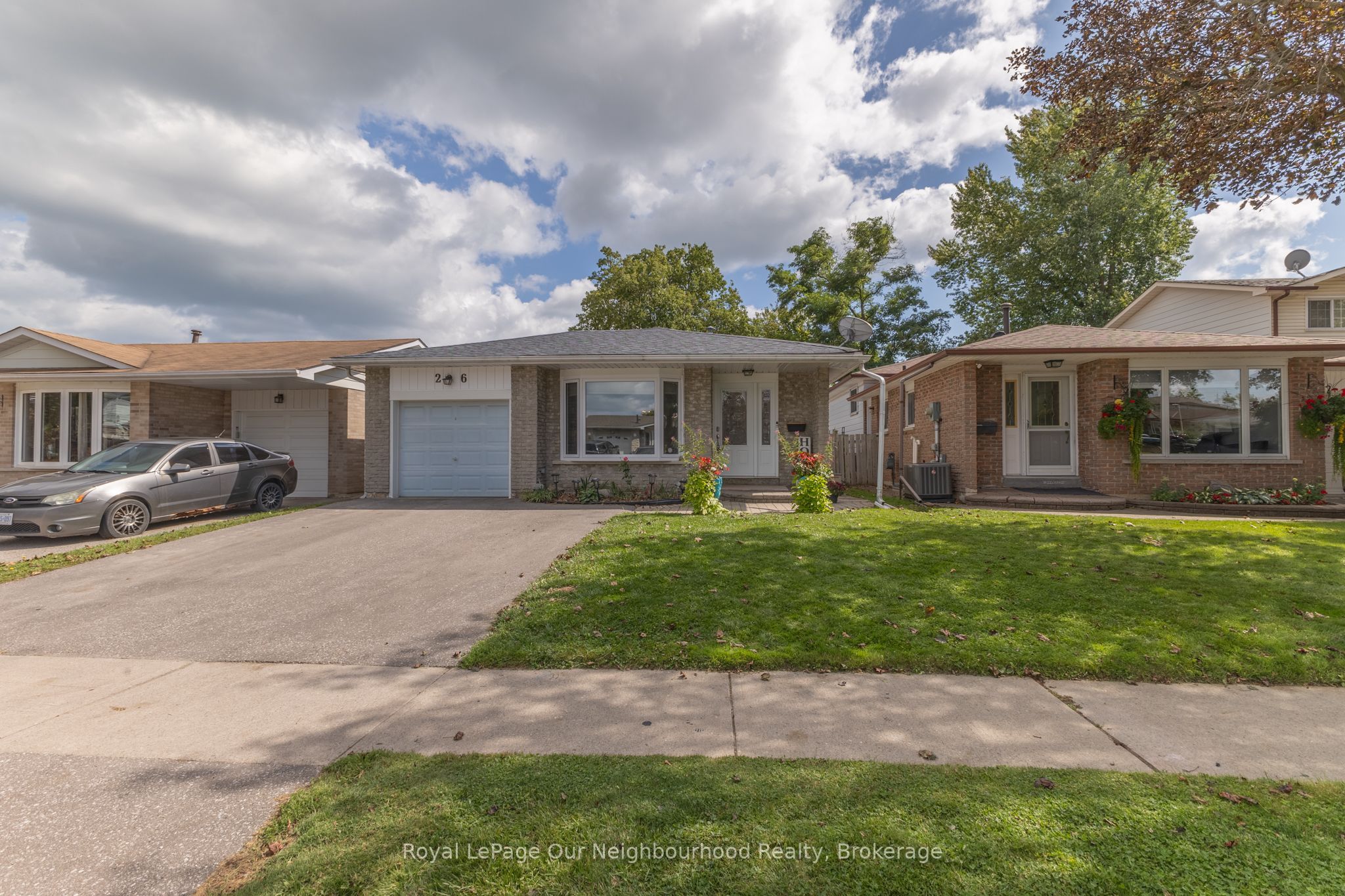 26 Ashdale Crescent, Clarington, ON L1C 3M9 photo 2
