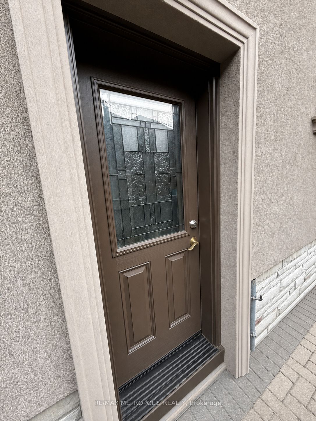 57 Midland Avenue, Toronto, ON M1N 3Z8 photo 2