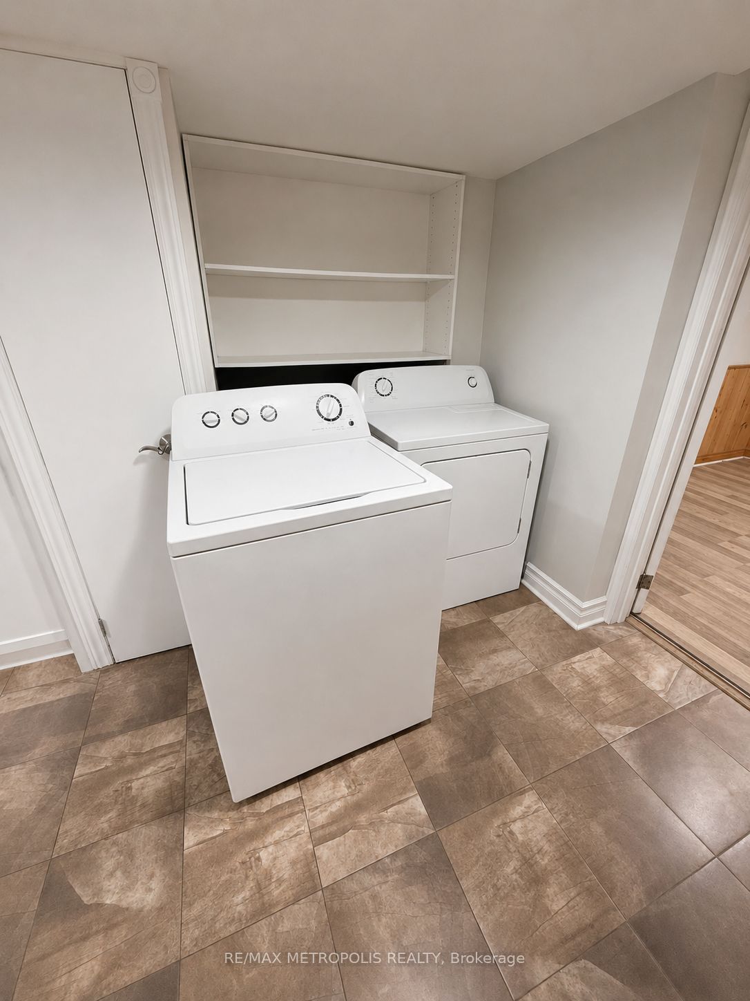 57 Midland Avenue, Toronto, ON M1N 3Z8 photo 5