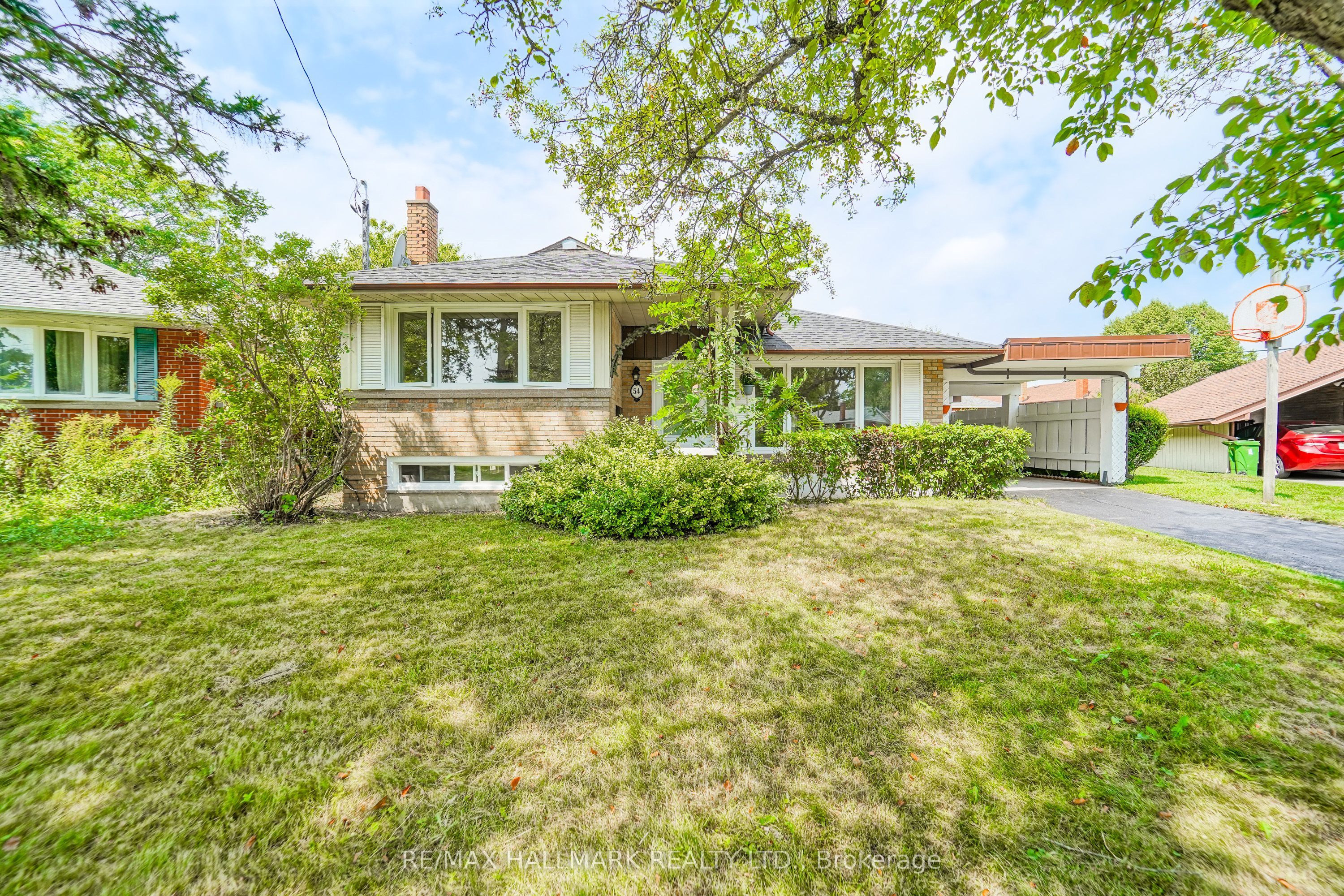 54 Charlemont Crescent, Toronto, ON M1T 1M4 photo 2
