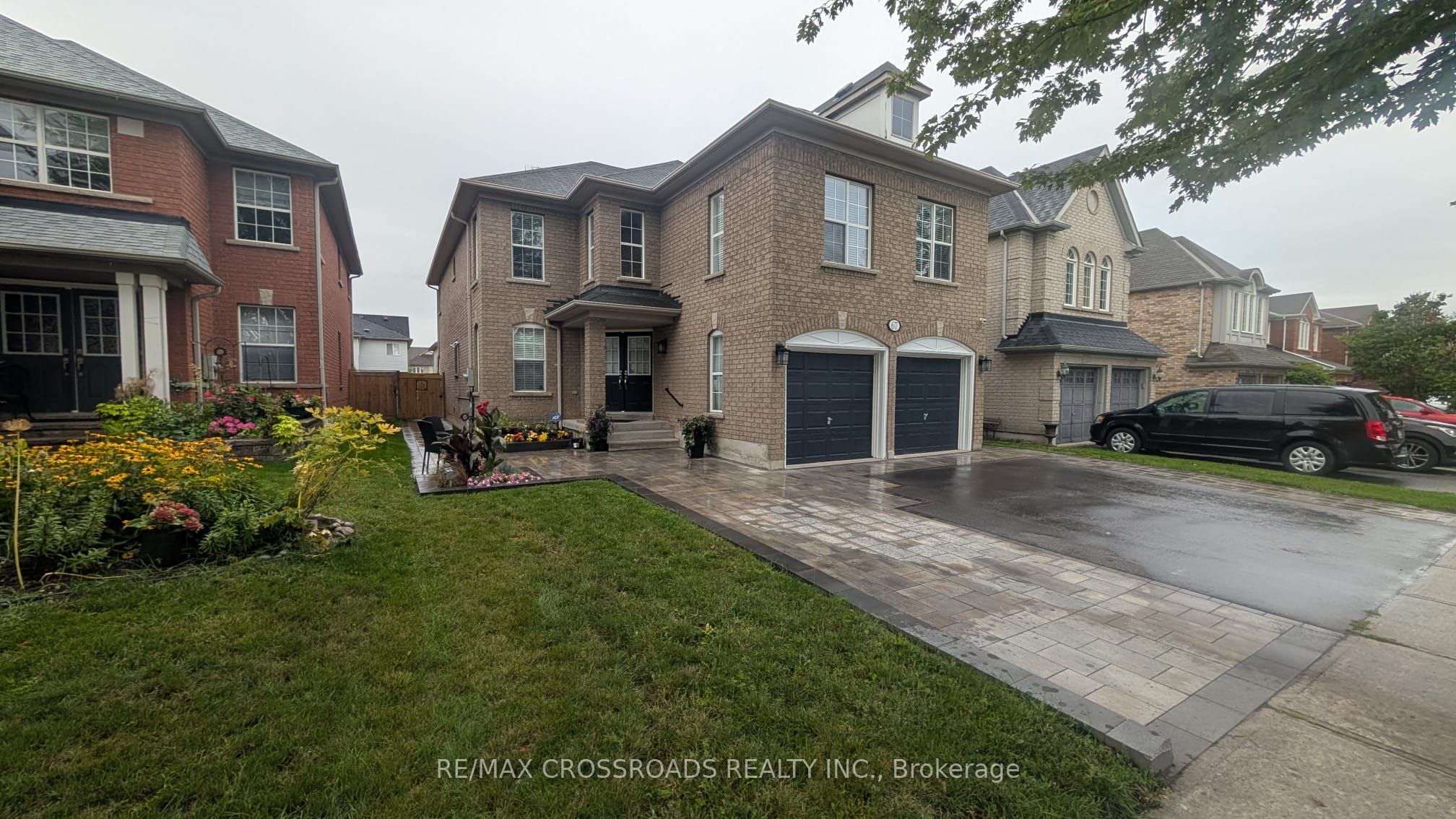 67 Medland Avenue Lower, Whitby, ON L1P 1S7 photo 2