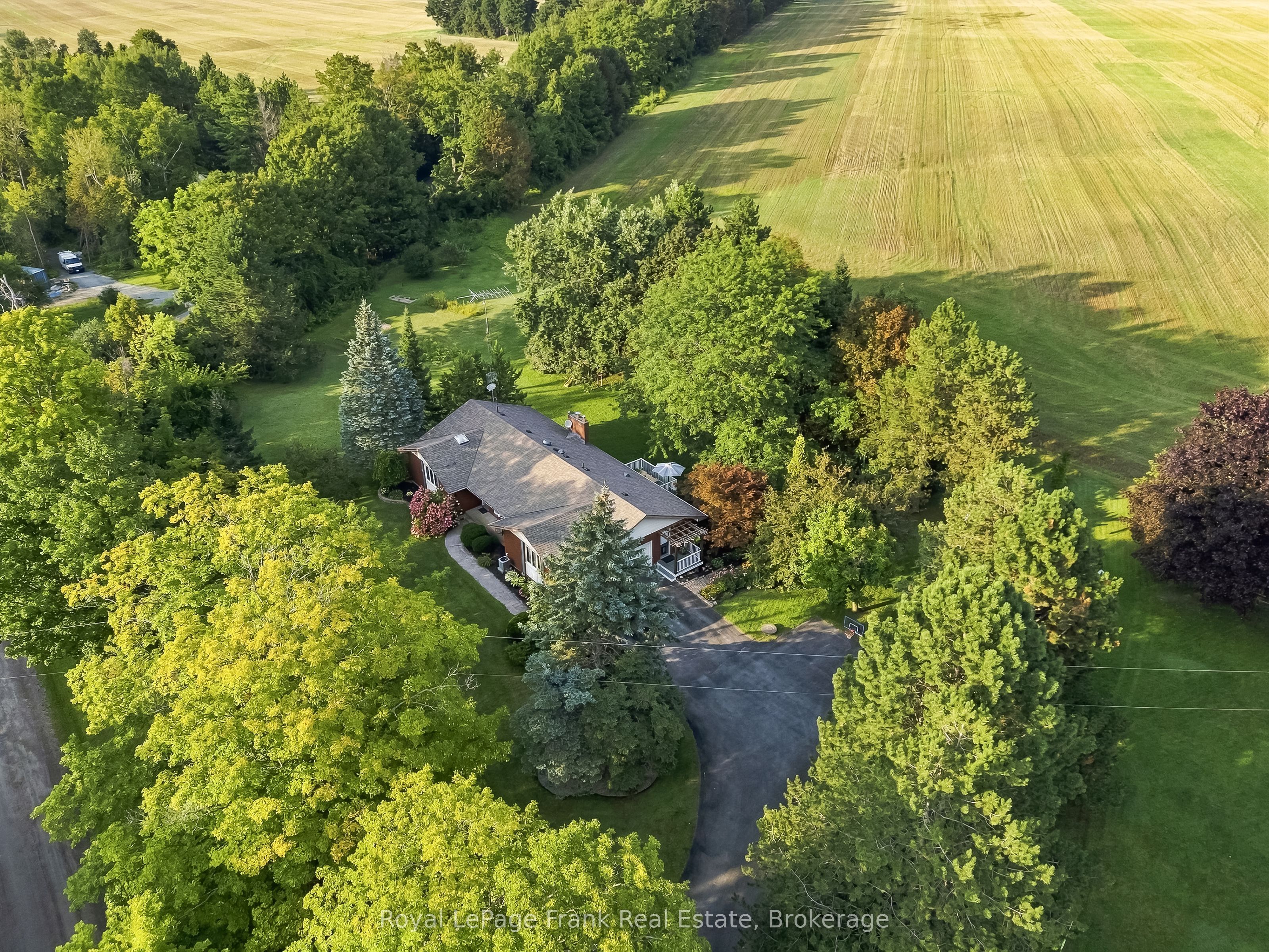 2407 Ashbridge Road, Scugog, ON L9L 1B4