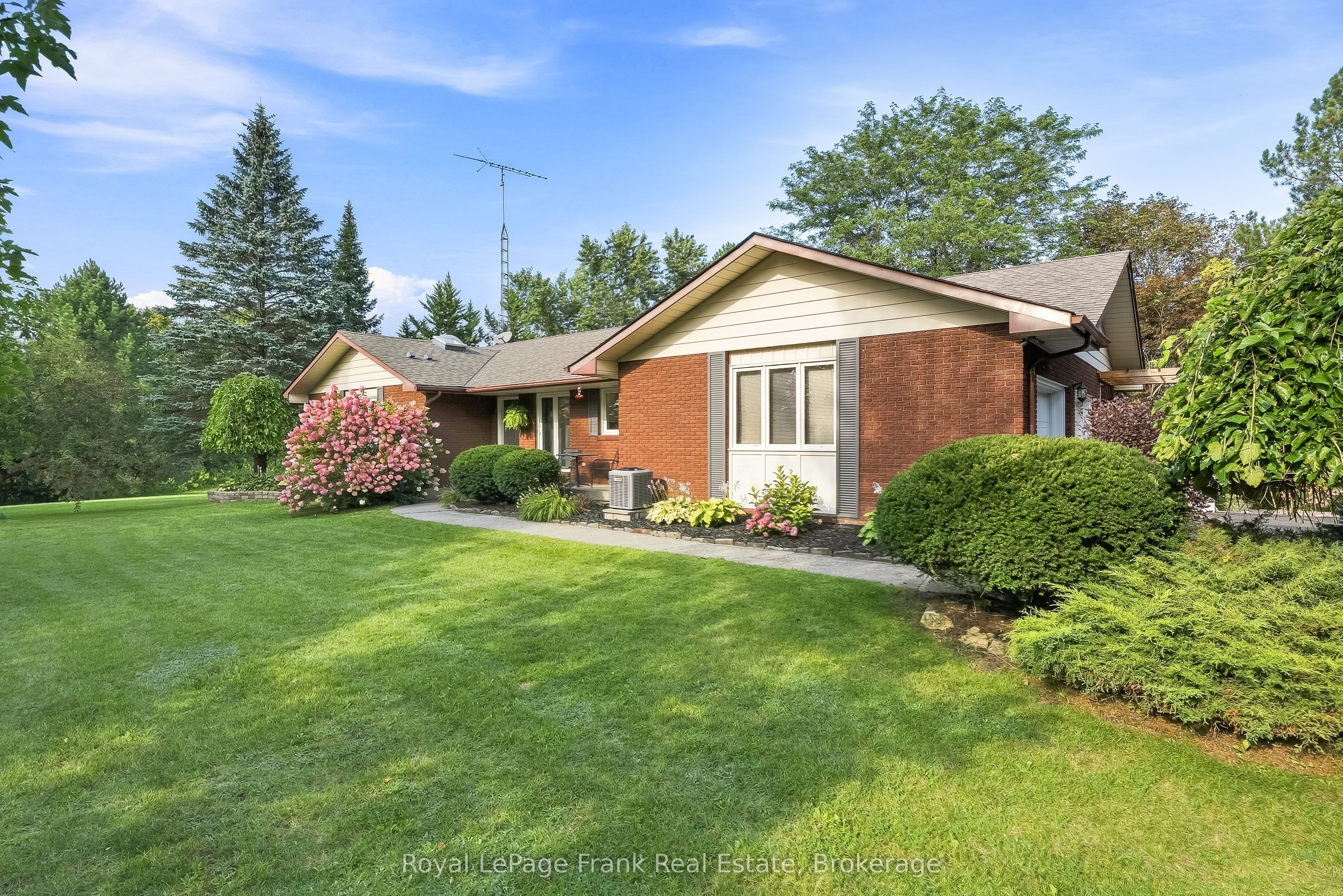 2407 Ashbridge Road, Scugog, ON L9L 1B4 photo 2