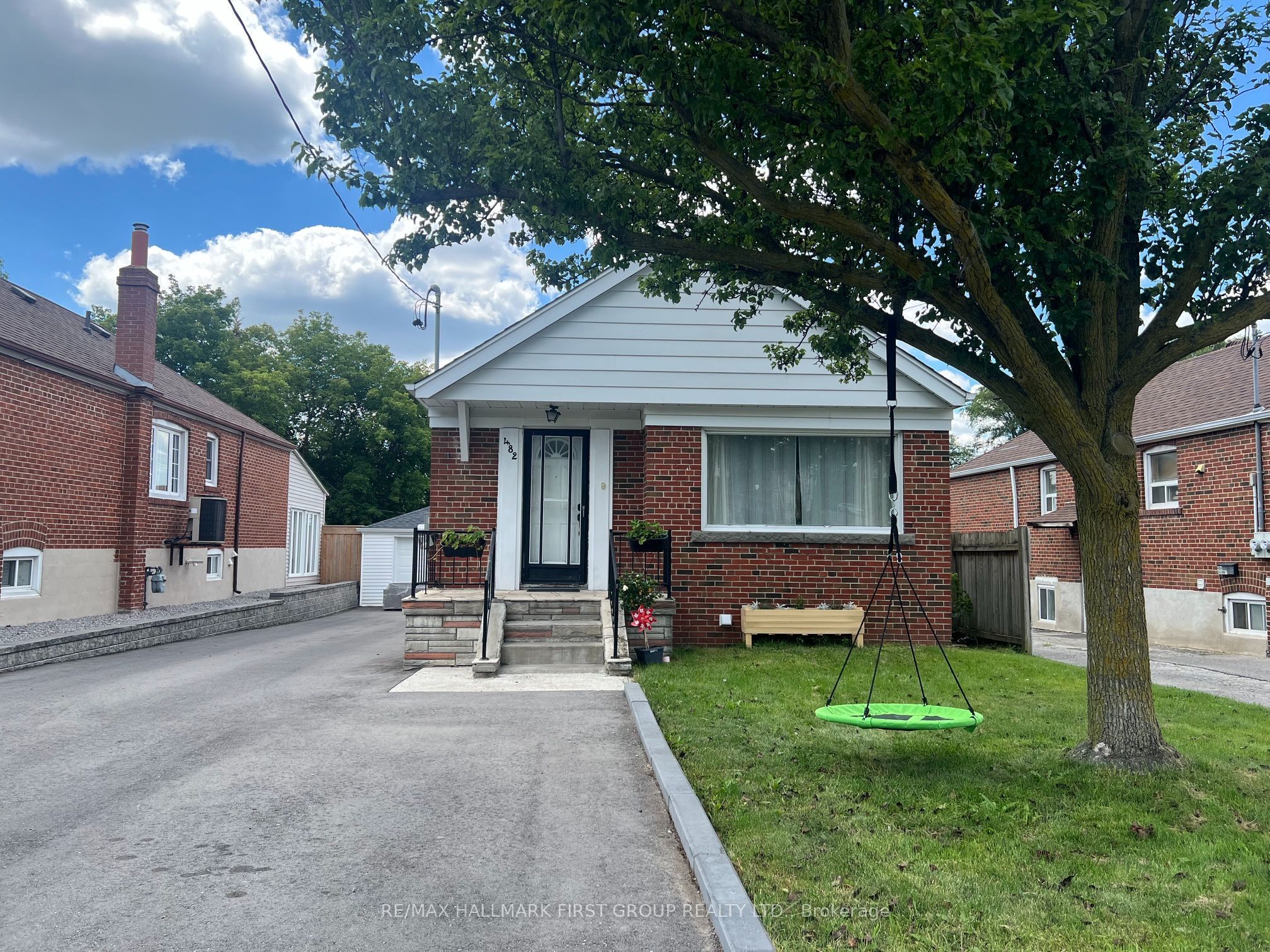 482 Warden Avenue, Toronto, ON M1L 3Z1 photo 3