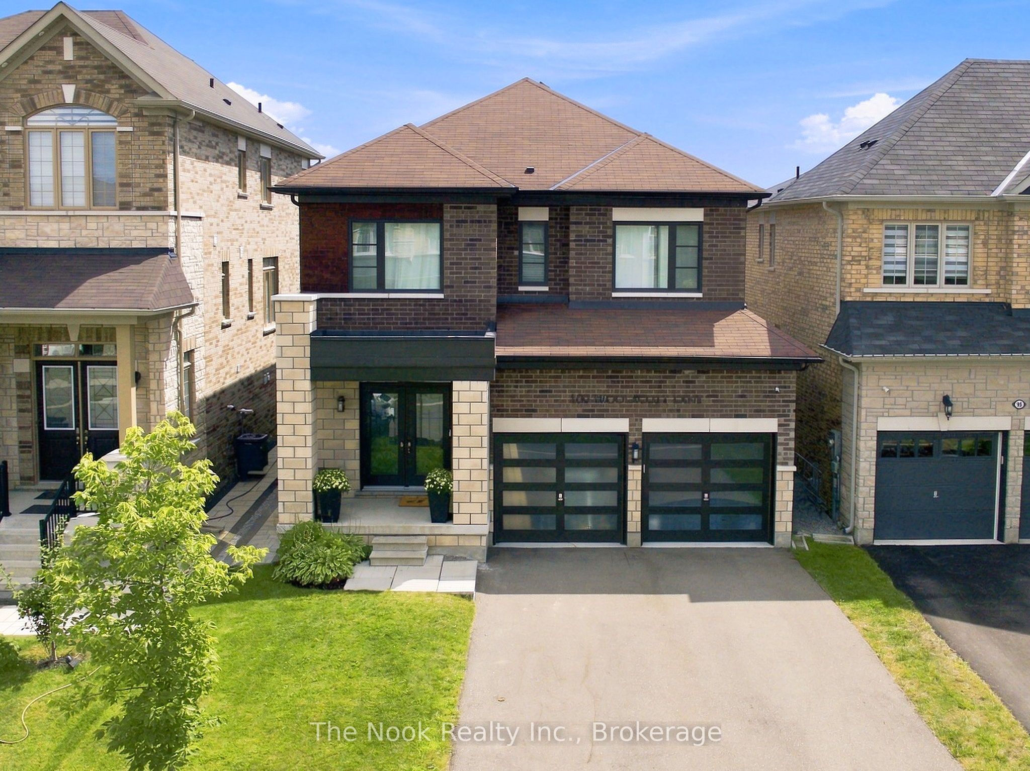 100 Woolacott Lane, Clarington, ON L1C 7H1