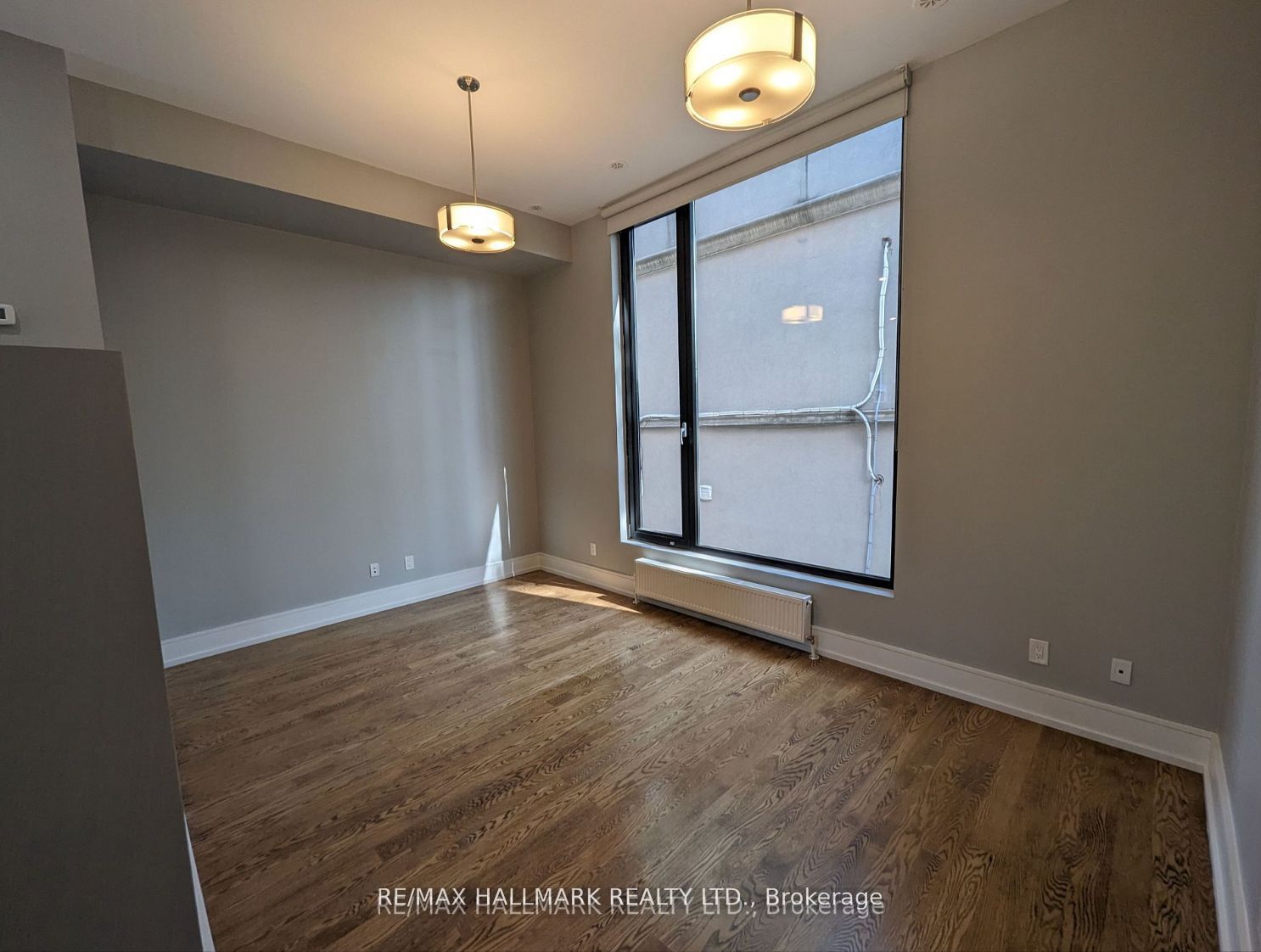 75 Saulter Street, Toronto, ON M4M 2H8 photo 4