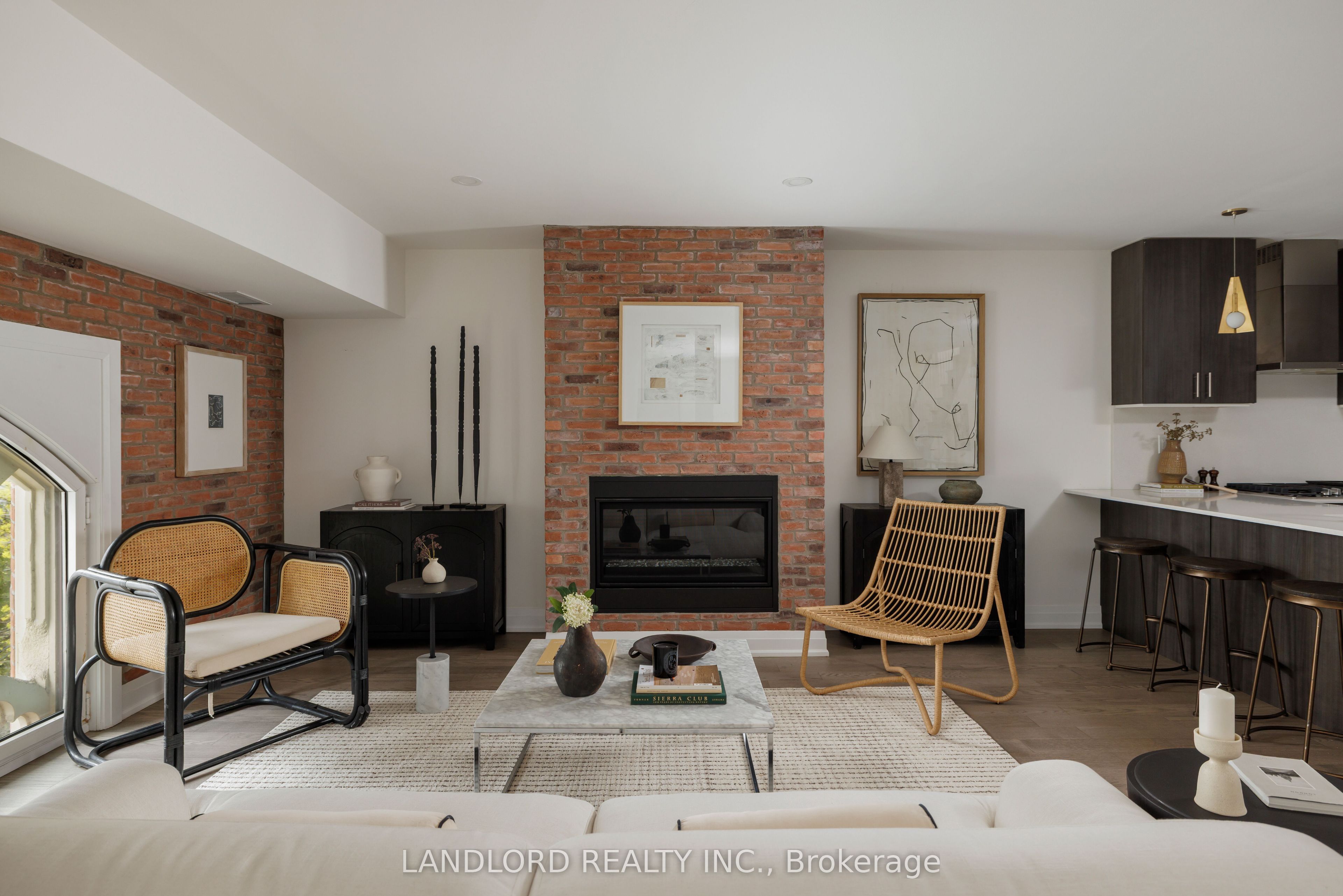 175 Jones Avenue 2, Toronto, ON M4M 3A2 photo 5