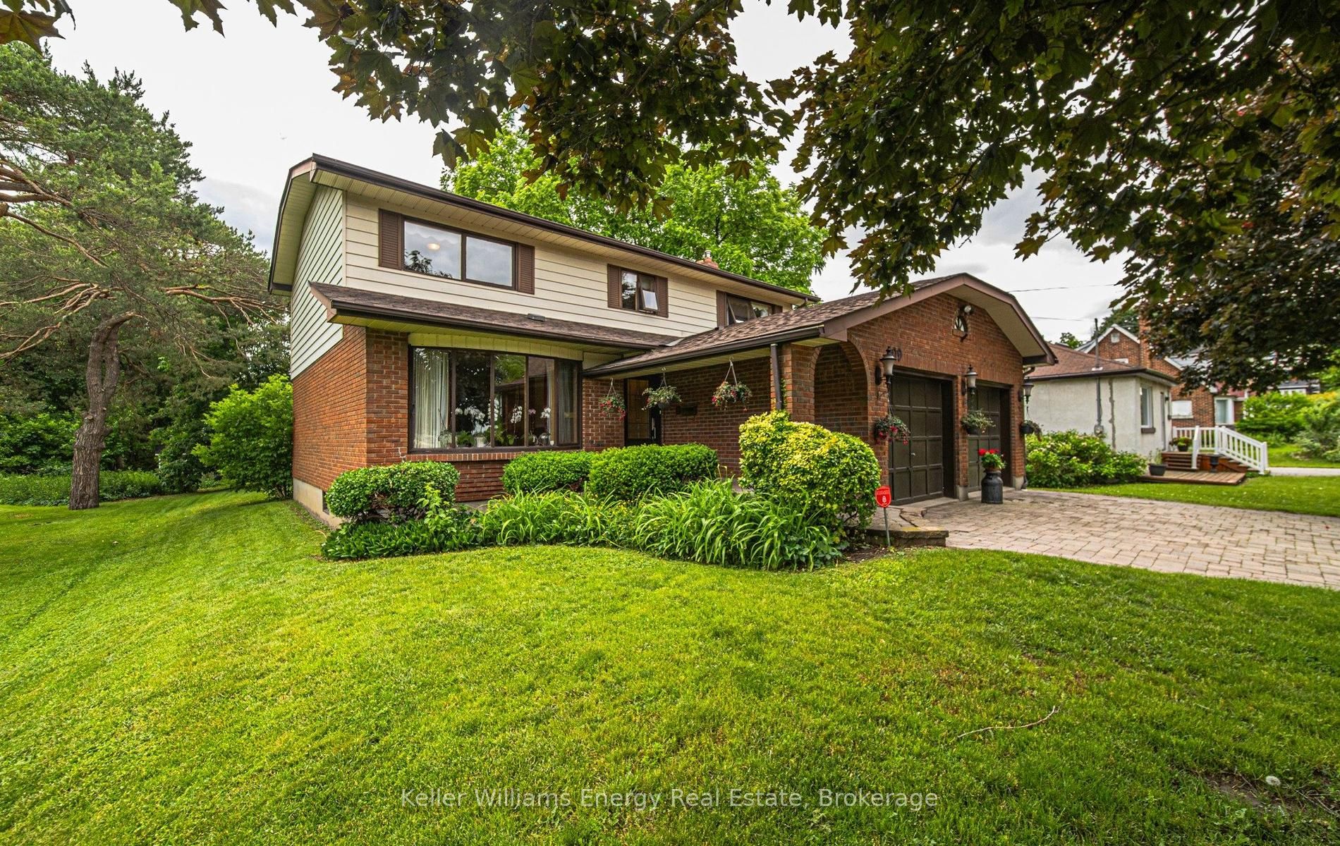 409 Gilbert Street E, Whitby, ON L1N 1R6 photo 5