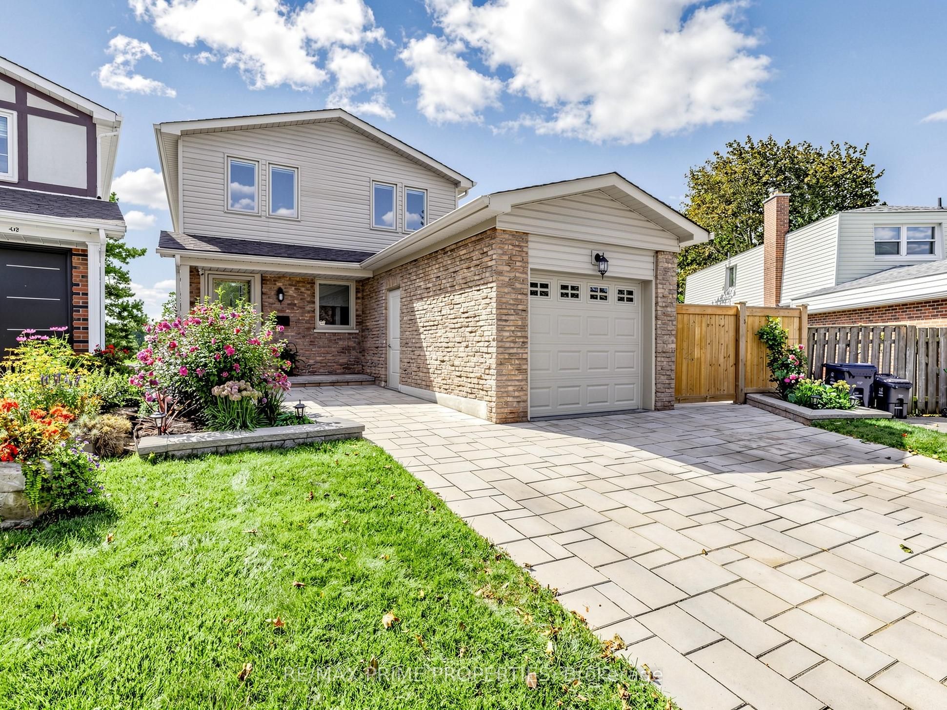 19 Post Horn Grove, Toronto, ON M1S 3N3 photo 2