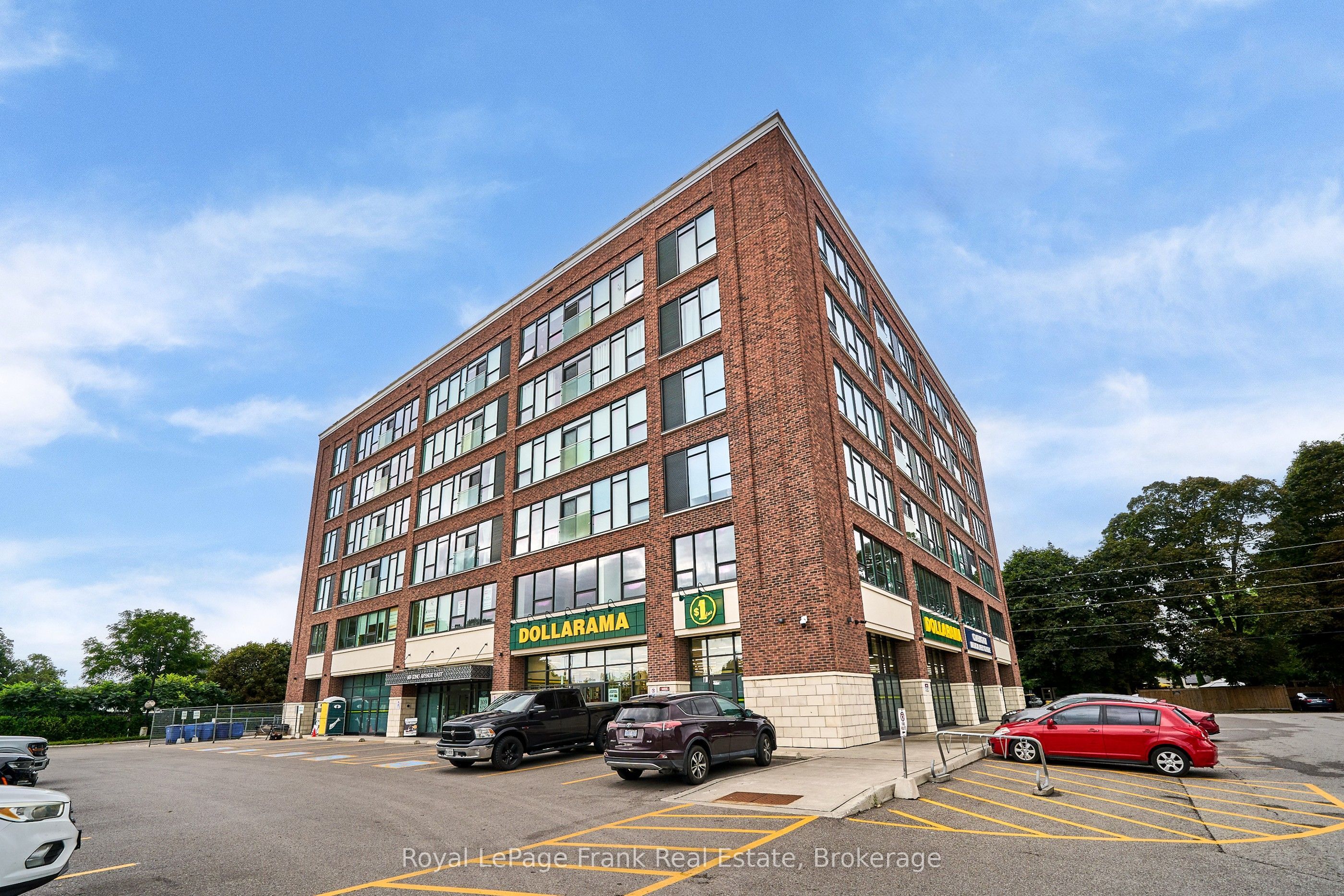 109 King Avenue W 610, Clarington, ON L1B 1H3
