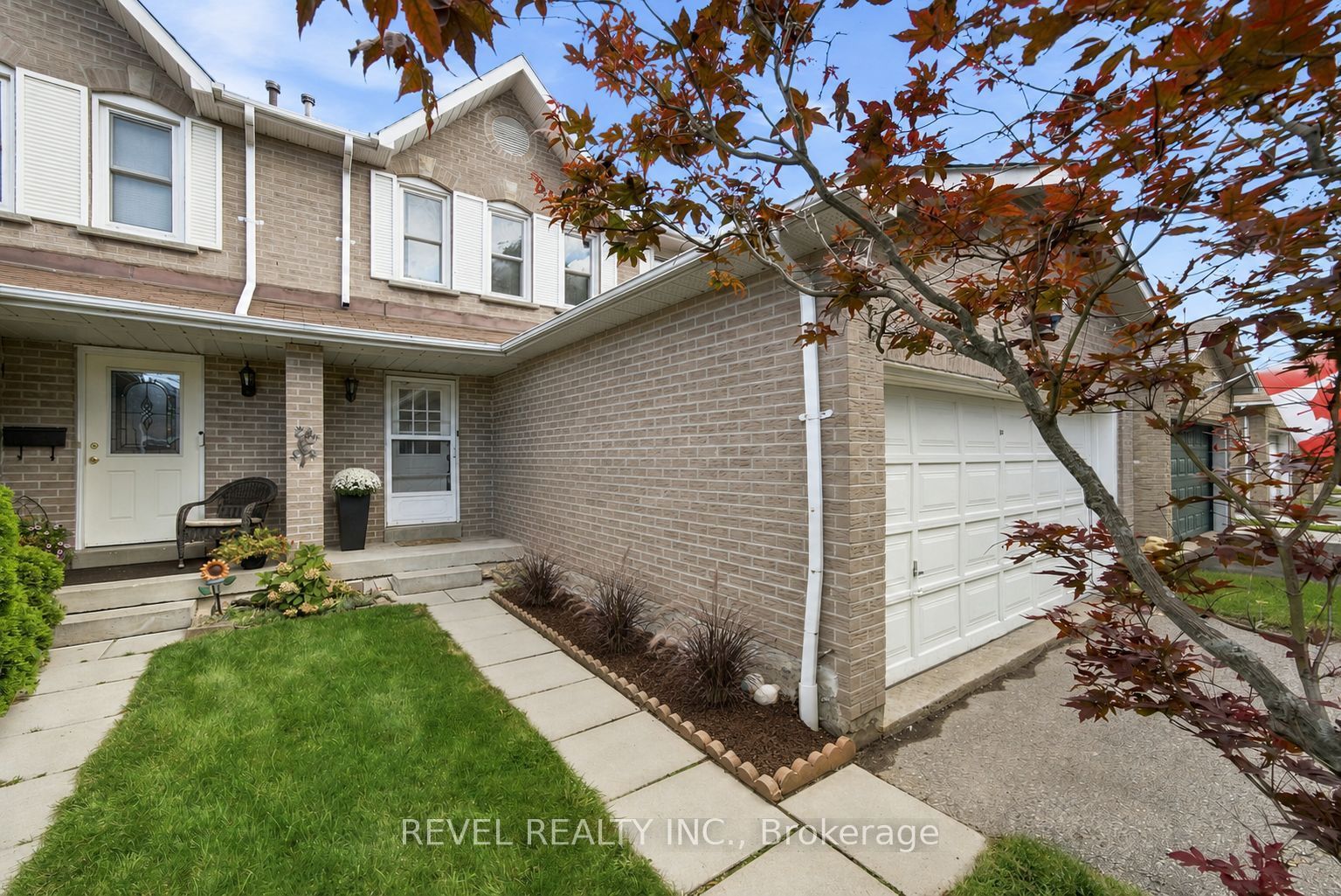 22 Kipling Crescent, Ajax, ON L1S 5A7