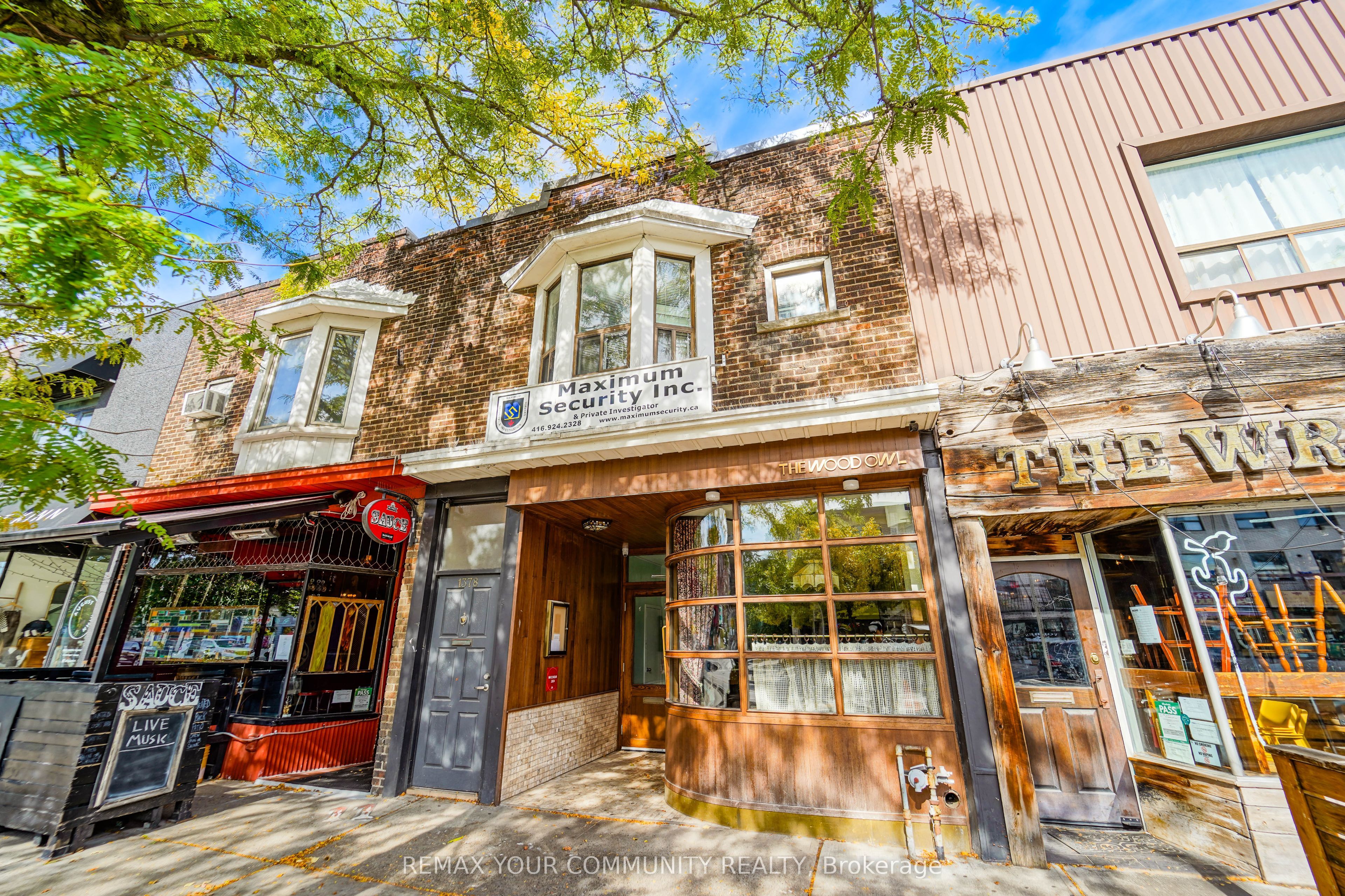 1378 Danforth Avenue Room 1, Toronto, ON M4J 3V9 photo 2