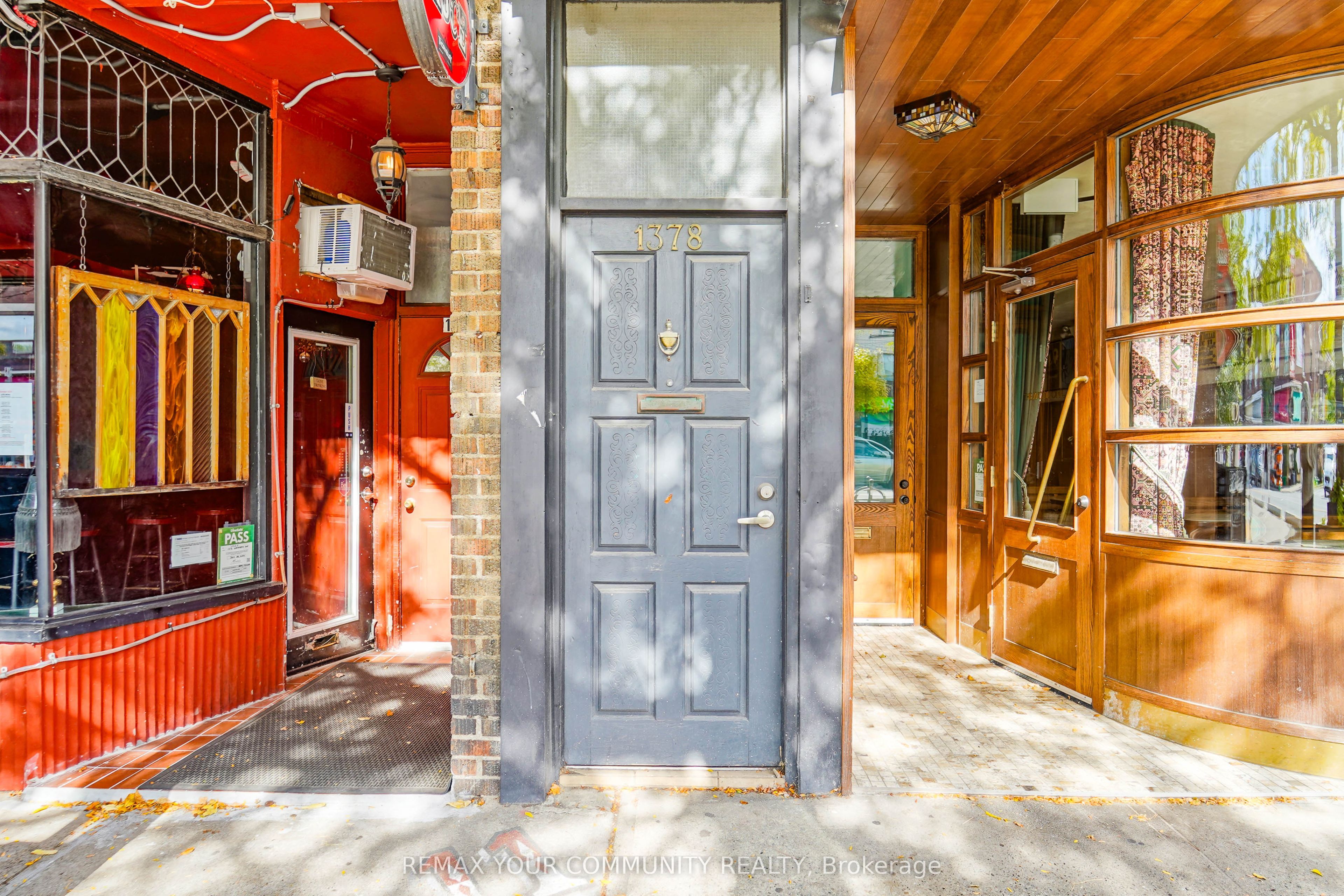 1378 Danforth Avenue Room 3, Toronto, ON M4J 3V9 photo 5