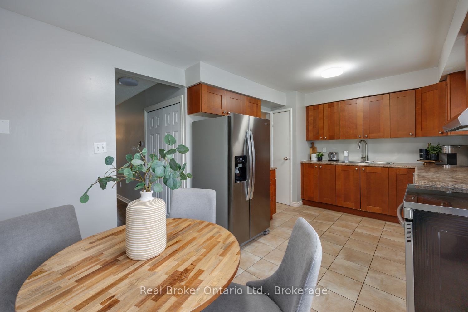 220 Ormond Drive 30, Oshawa, ON L1G 6T5 photo 5