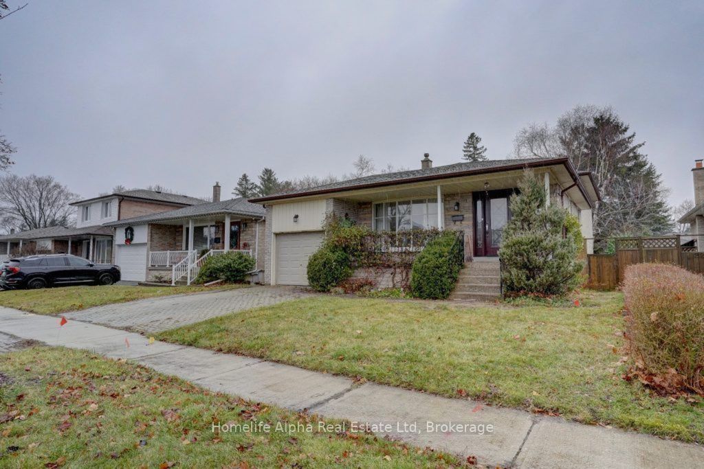 20 Tivoli Court, Toronto, ON M1E 2A4 photo 2