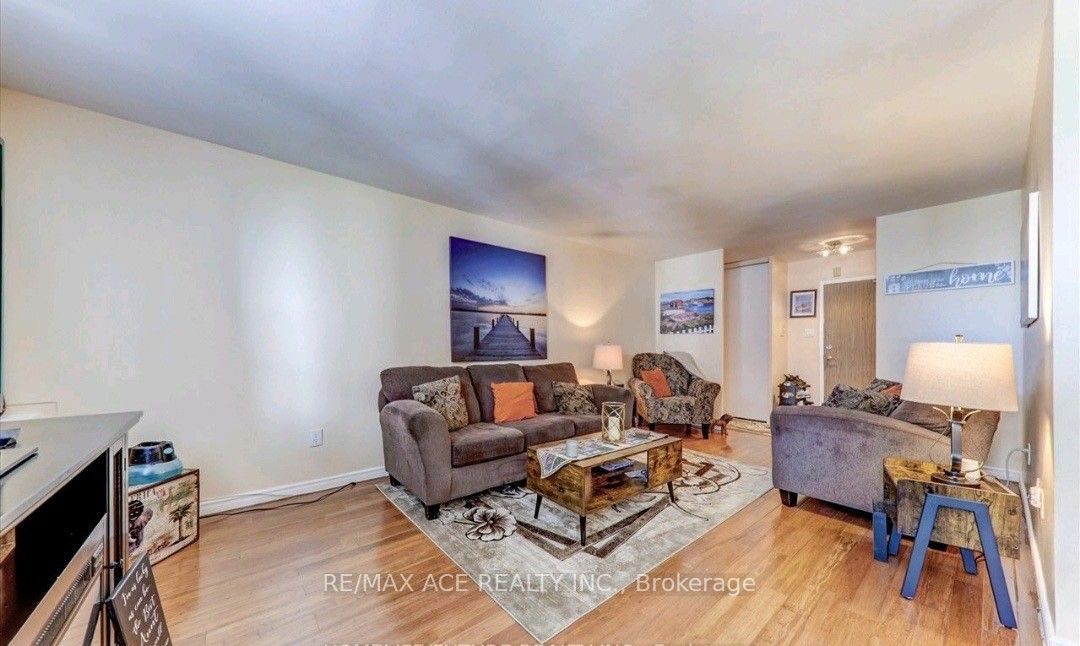 3420 Eglinton Avenue E 608, Toronto, ON M1J 2H9 photo 3