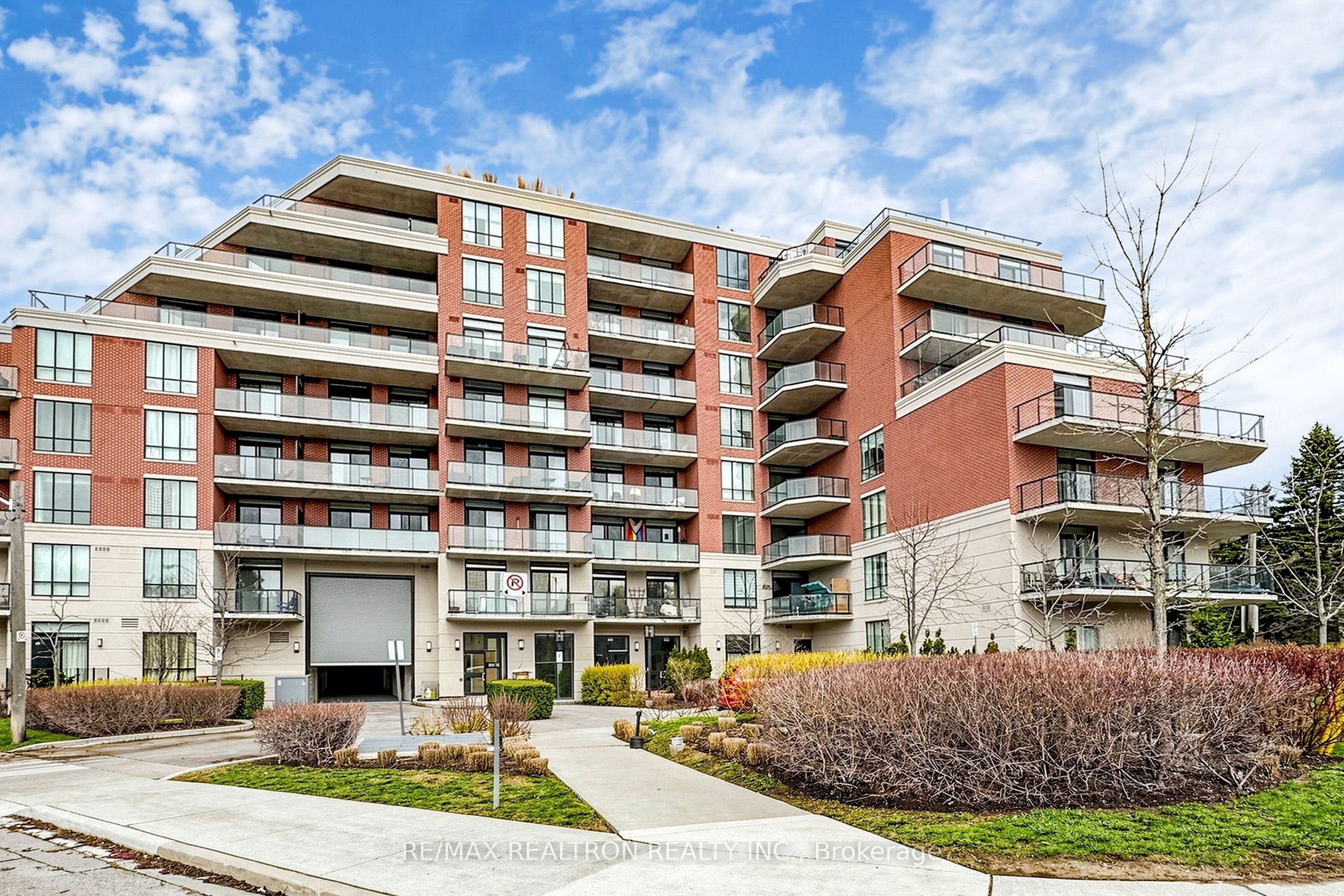 3655 Kingston Road 108, Toronto, ON M1M 0E2