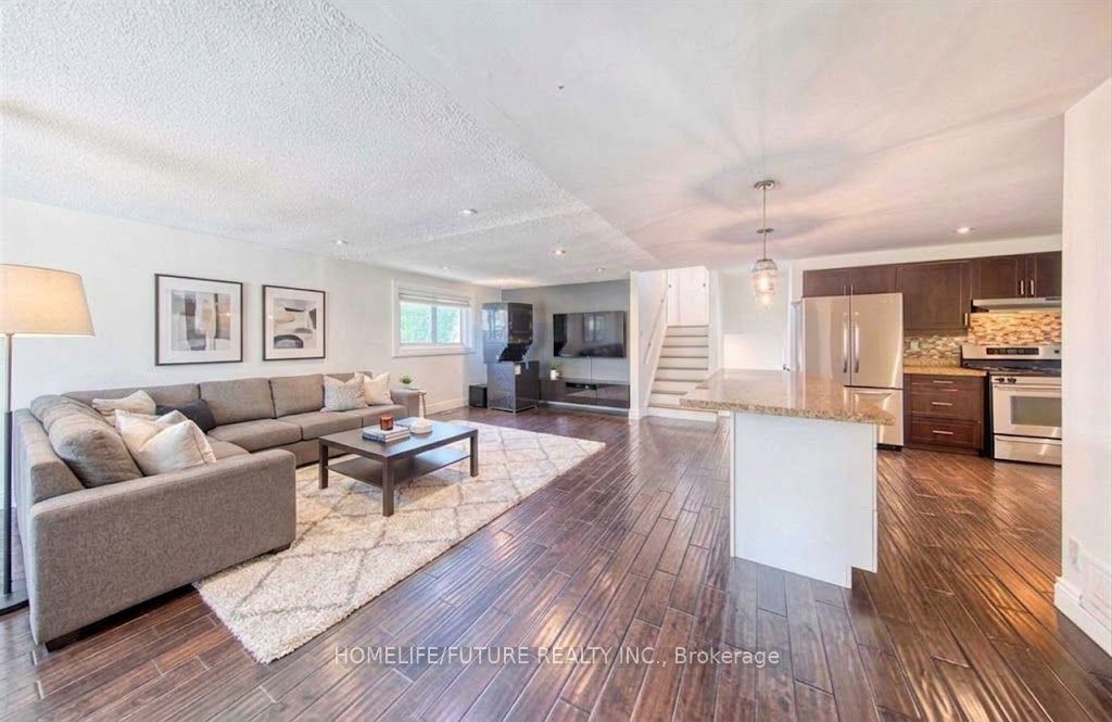 88 Clover Ridge Drive W Main, Ajax, ON L1S 3E8 photo 2